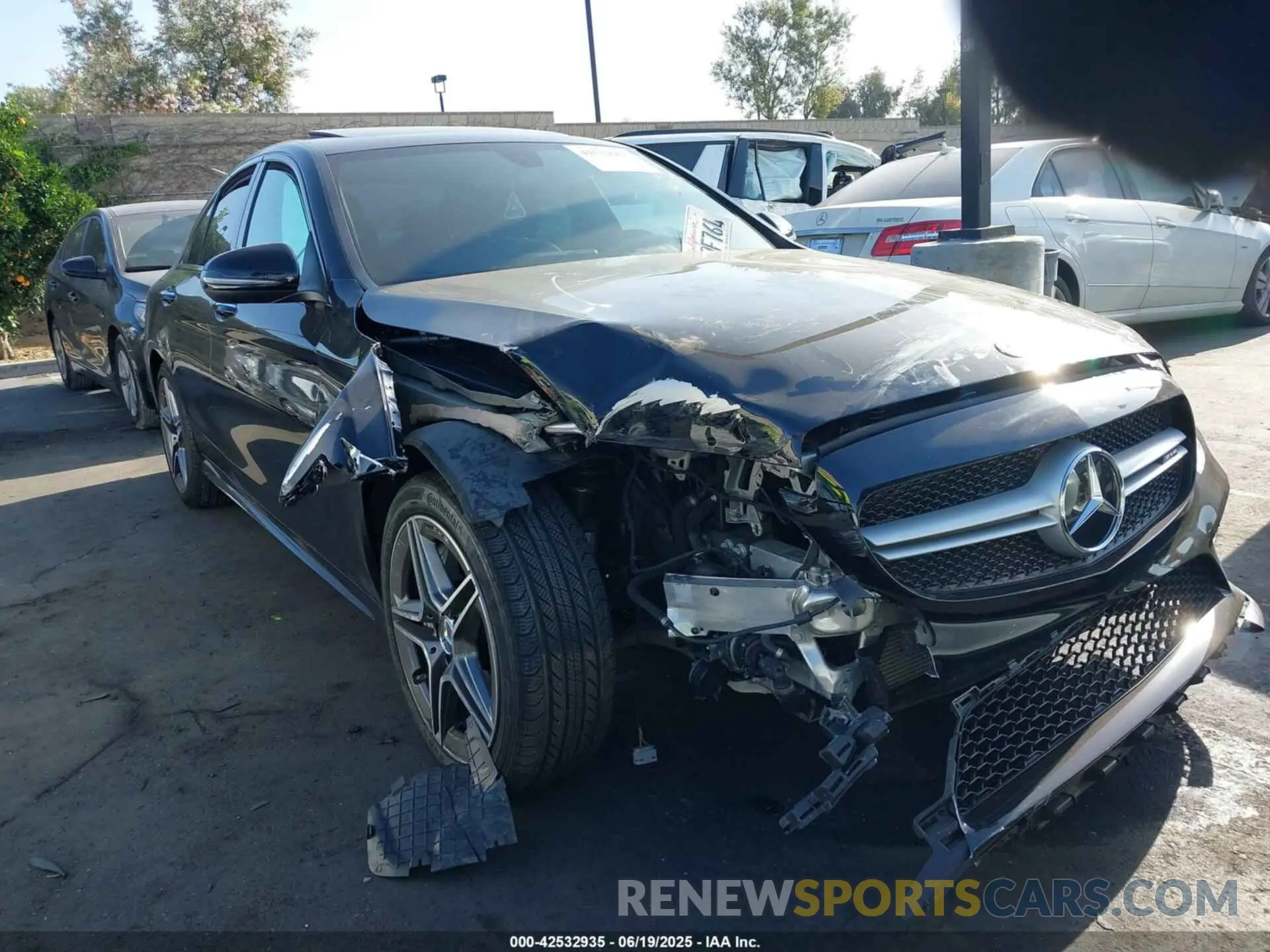 6 Photograph of a damaged car W1KWF6EB4MR648454 MERCEDES-BENZ AMG C 43 2021