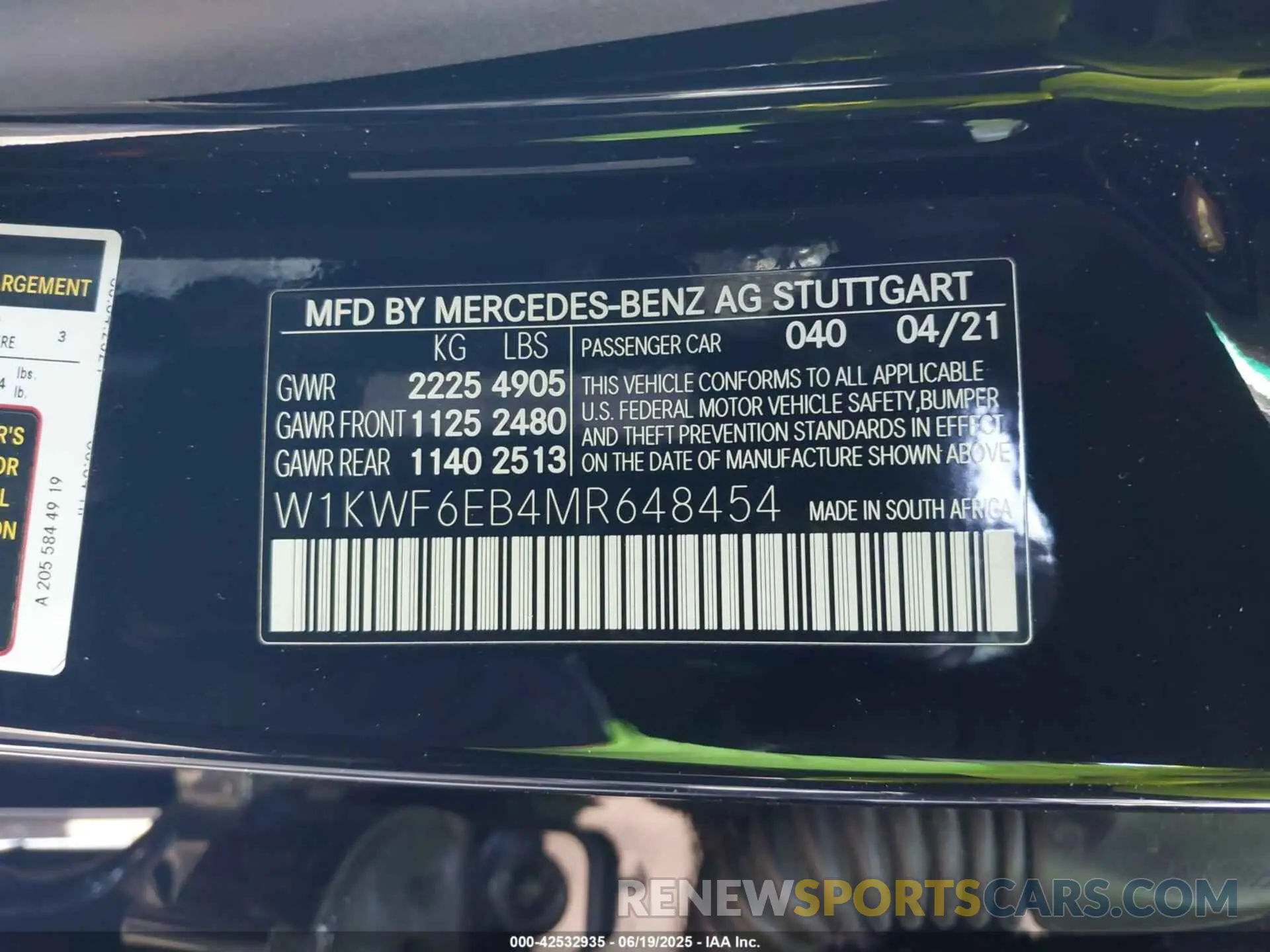 9 Photograph of a damaged car W1KWF6EB4MR648454 MERCEDES-BENZ AMG C 43 2021
