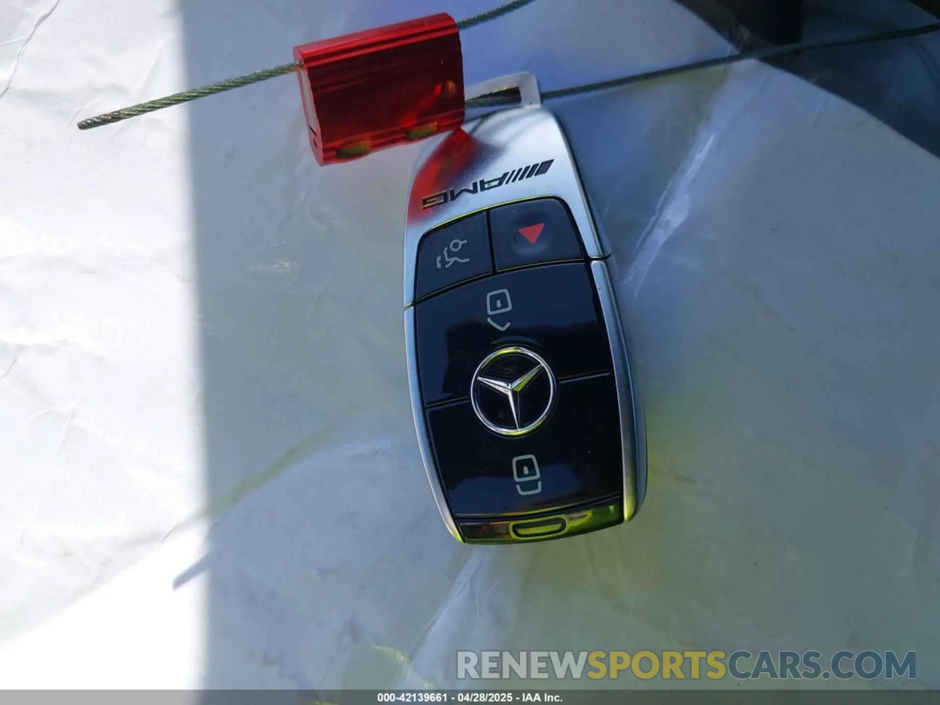 11 Фотография поврежденного автомобиля WDDWJ8HB7LF968504 MERCEDES-BENZ AMG C 63 2020