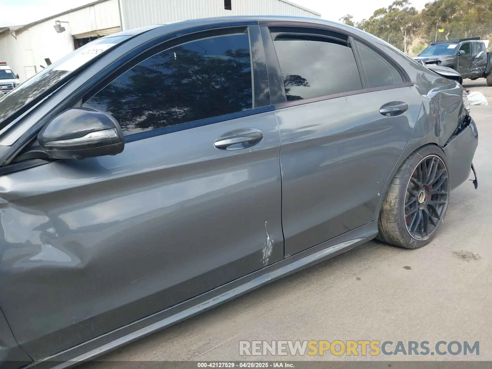 21 Photograph of a damaged car W1KWF8HB4MR620676 MERCEDES-BENZ AMG C 63 2021