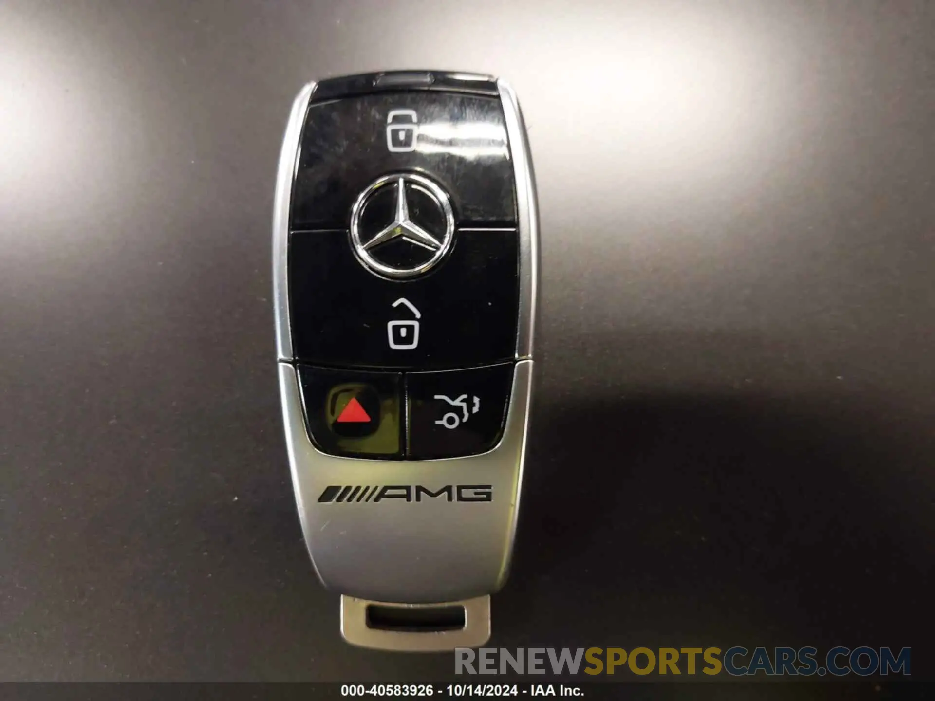 11 Photograph of a damaged car W1KWJ8HBXMG072810 MERCEDES-BENZ AMG C 63 2021