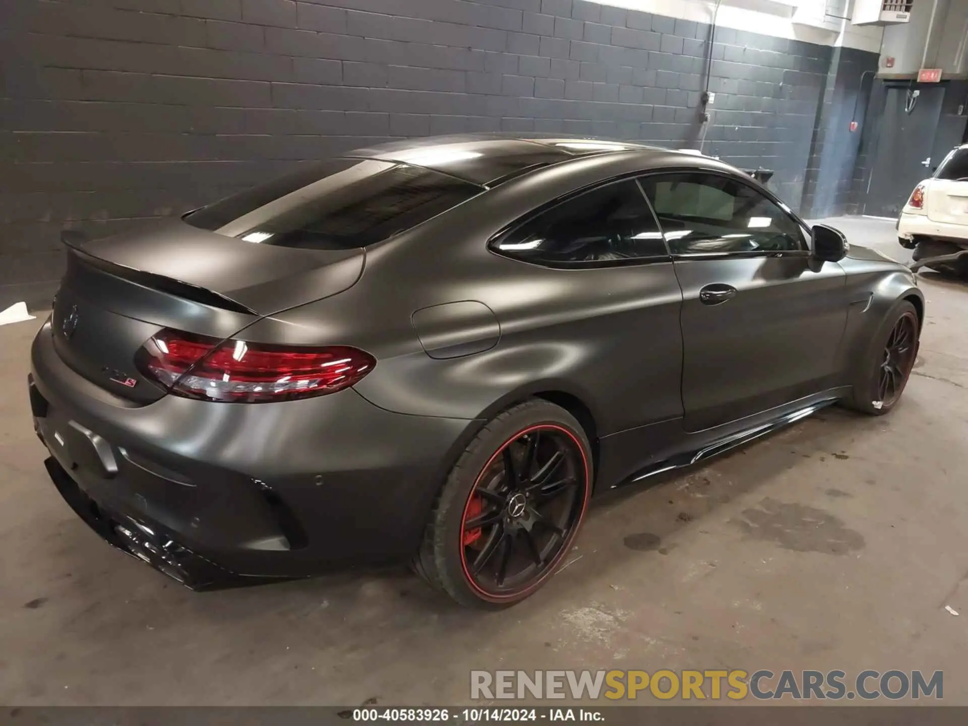 4 Photograph of a damaged car W1KWJ8HBXMG072810 MERCEDES-BENZ AMG C 63 2021