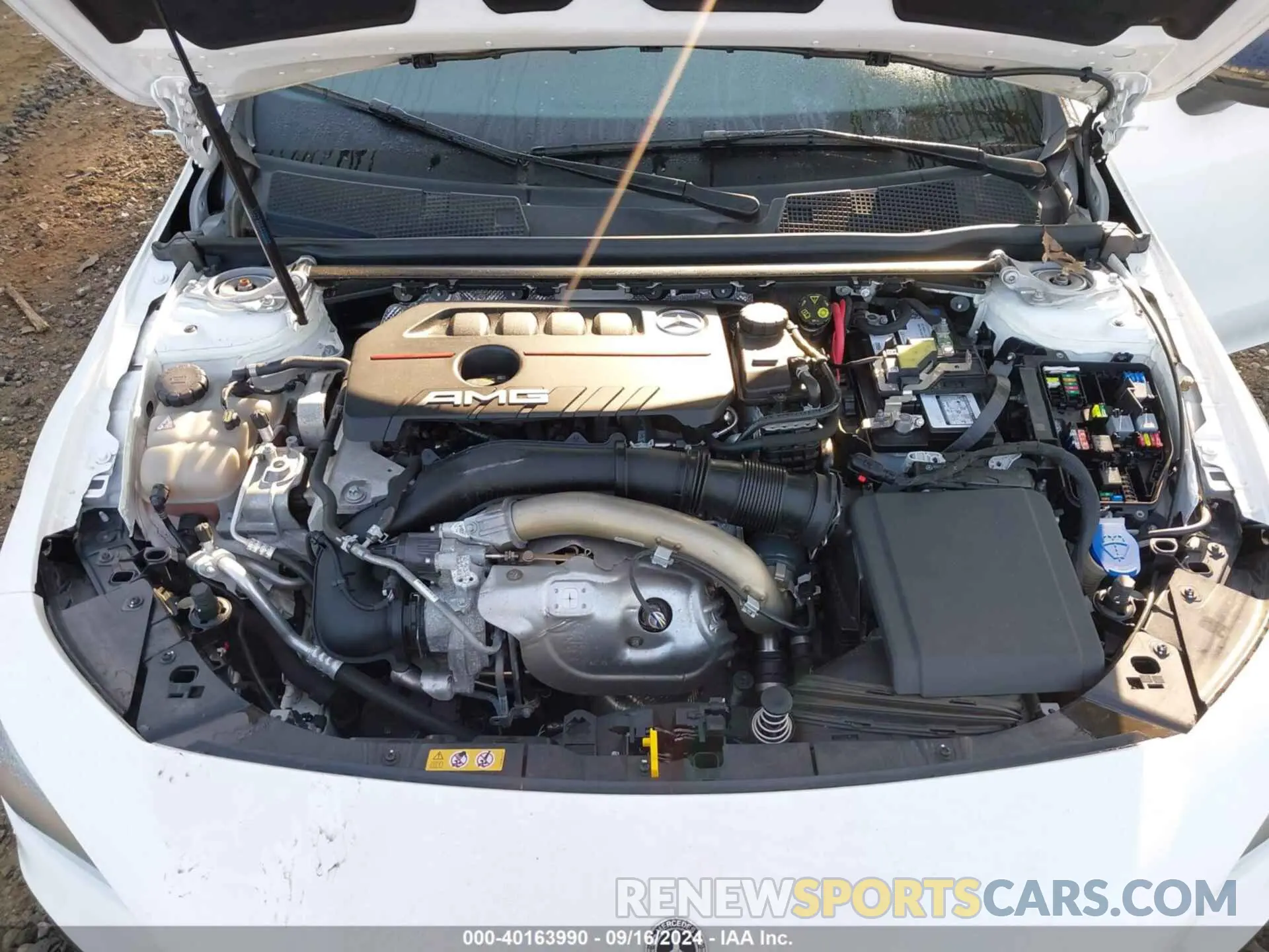 10 Photograph of a damaged car W1K5J5BB8MN190515 MERCEDES-BENZ AMG CLA 35 2021