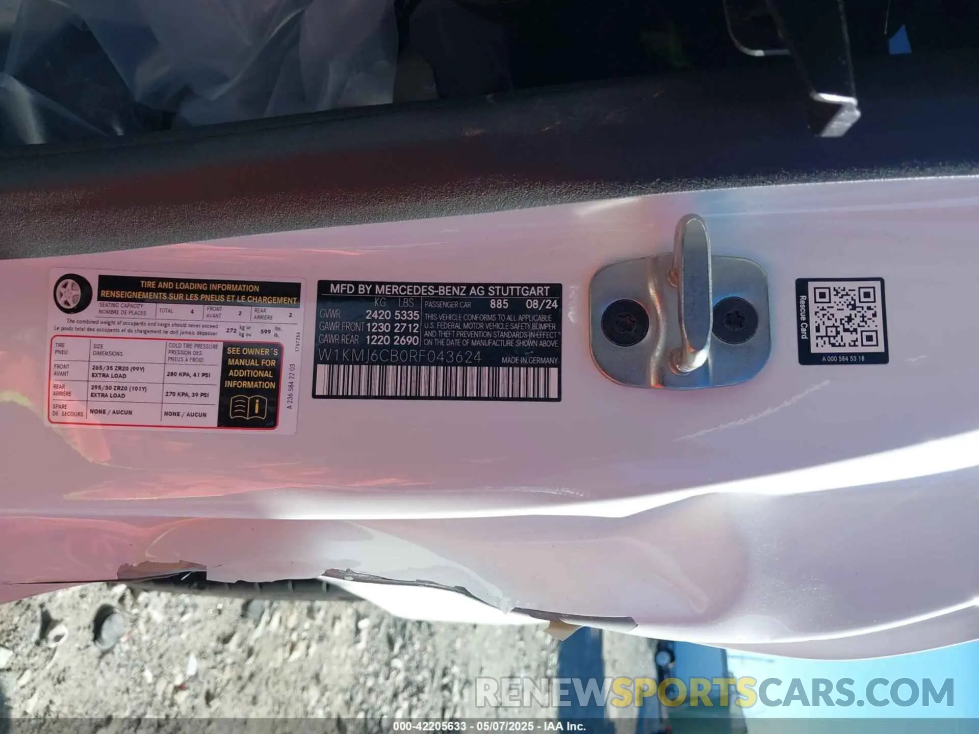 9 Photograph of a damaged car W1KMJ6CB0RF043624 MERCEDES-BENZ AMG CLE 53 2024
