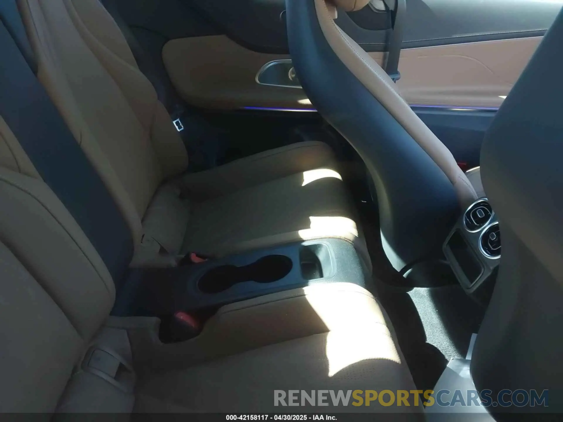 8 Фотография поврежденного автомобиля W1KMJ6CB2RF030549 MERCEDES-BENZ AMG CLE 53 2024