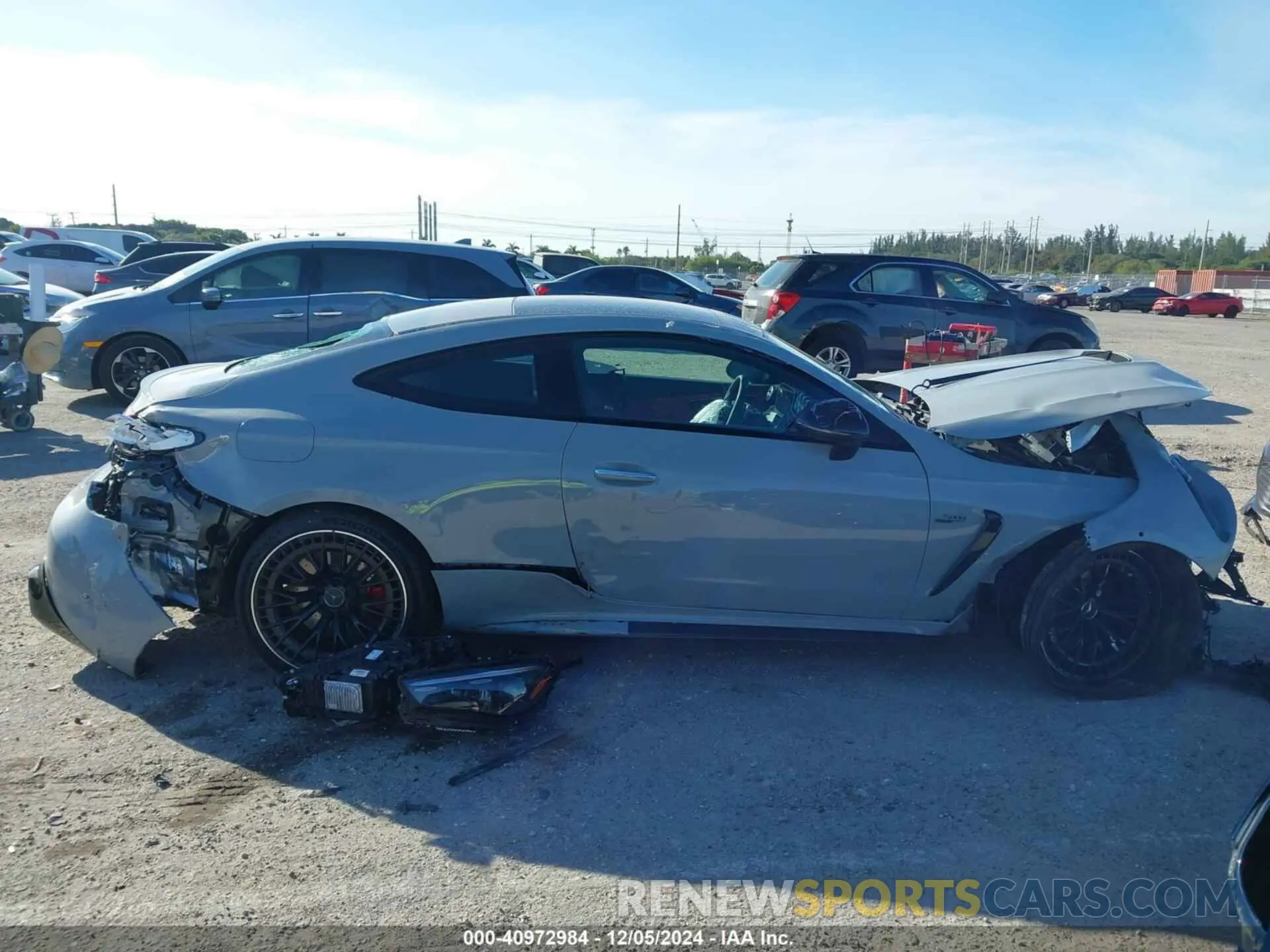 14 Photograph of a damaged car W1KMJ6CB2RF039008 MERCEDES-BENZ AMG CLE 53 2024