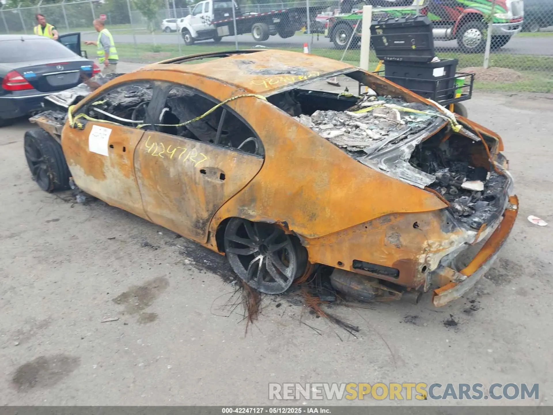 3 Фотография поврежденного автомобиля WDD2J6BB6LA051269 MERCEDES-BENZ AMG CLS 53 2020