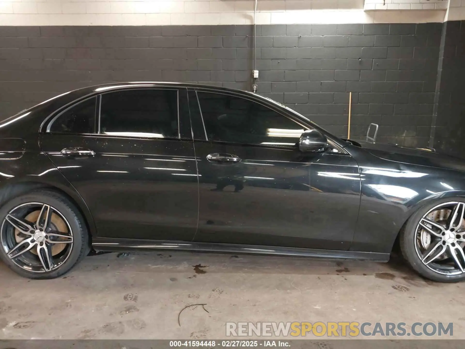 13 Photograph of a damaged car WDDZF6BB6KA617963 MERCEDES-BENZ AMG E 53 2019