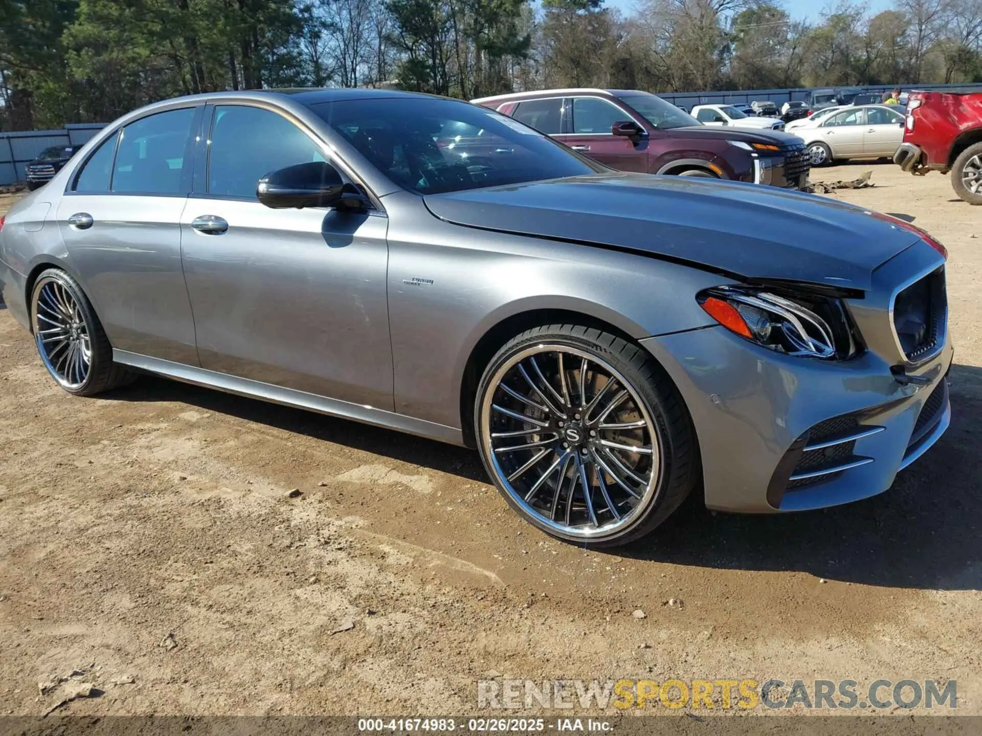 1 Фотография поврежденного автомобиля WDDZF6BB7KA622928 MERCEDES-BENZ AMG E 53 2019