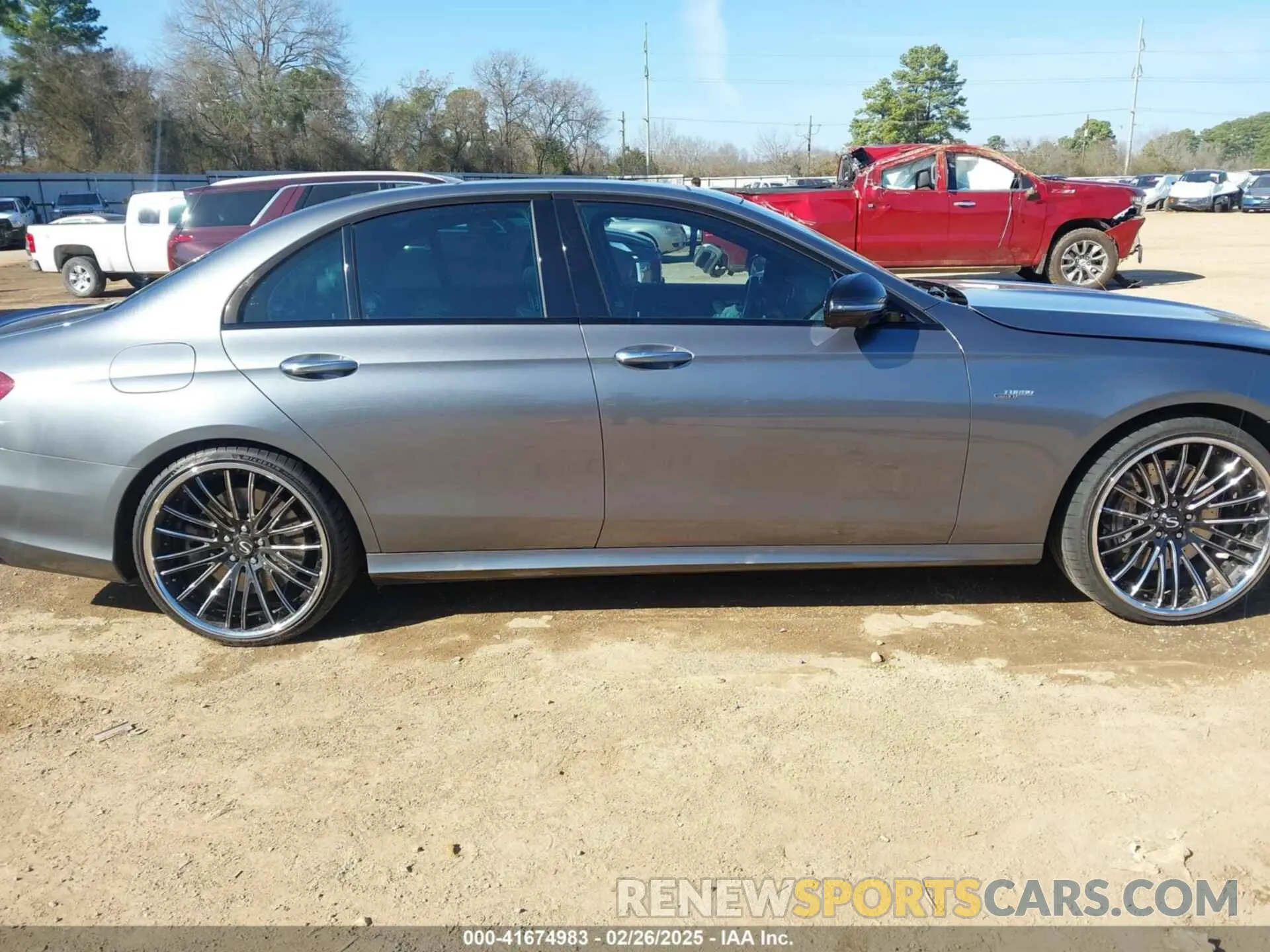 12 Фотография поврежденного автомобиля WDDZF6BB7KA622928 MERCEDES-BENZ AMG E 53 2019