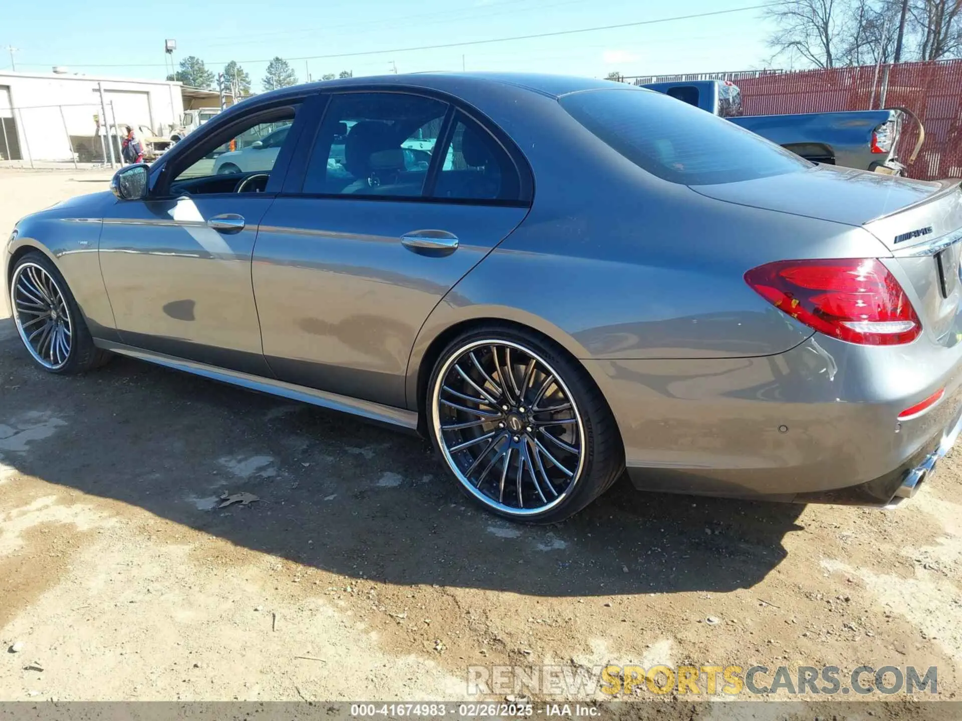 3 Фотография поврежденного автомобиля WDDZF6BB7KA622928 MERCEDES-BENZ AMG E 53 2019