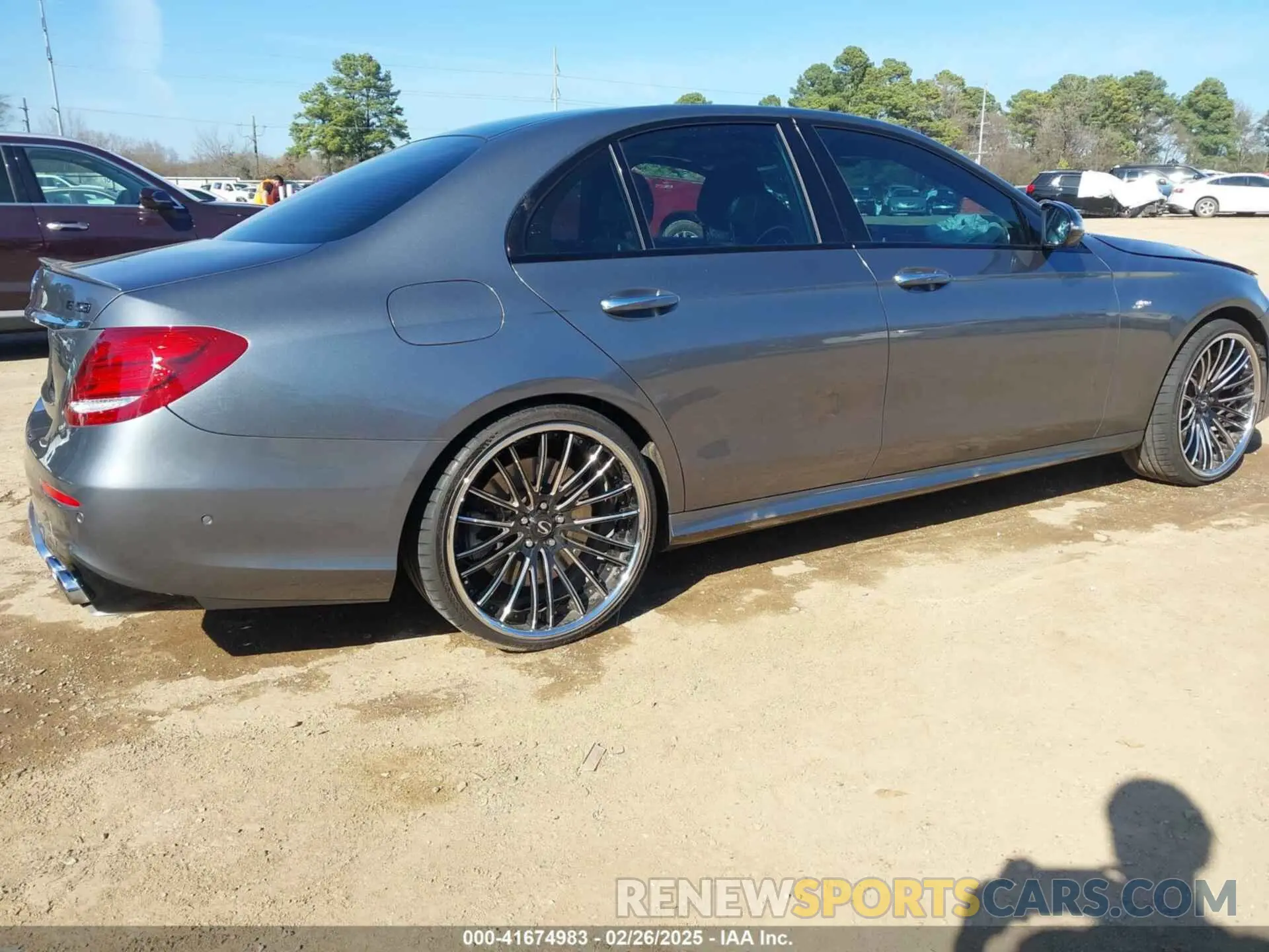 4 Фотография поврежденного автомобиля WDDZF6BB7KA622928 MERCEDES-BENZ AMG E 53 2019