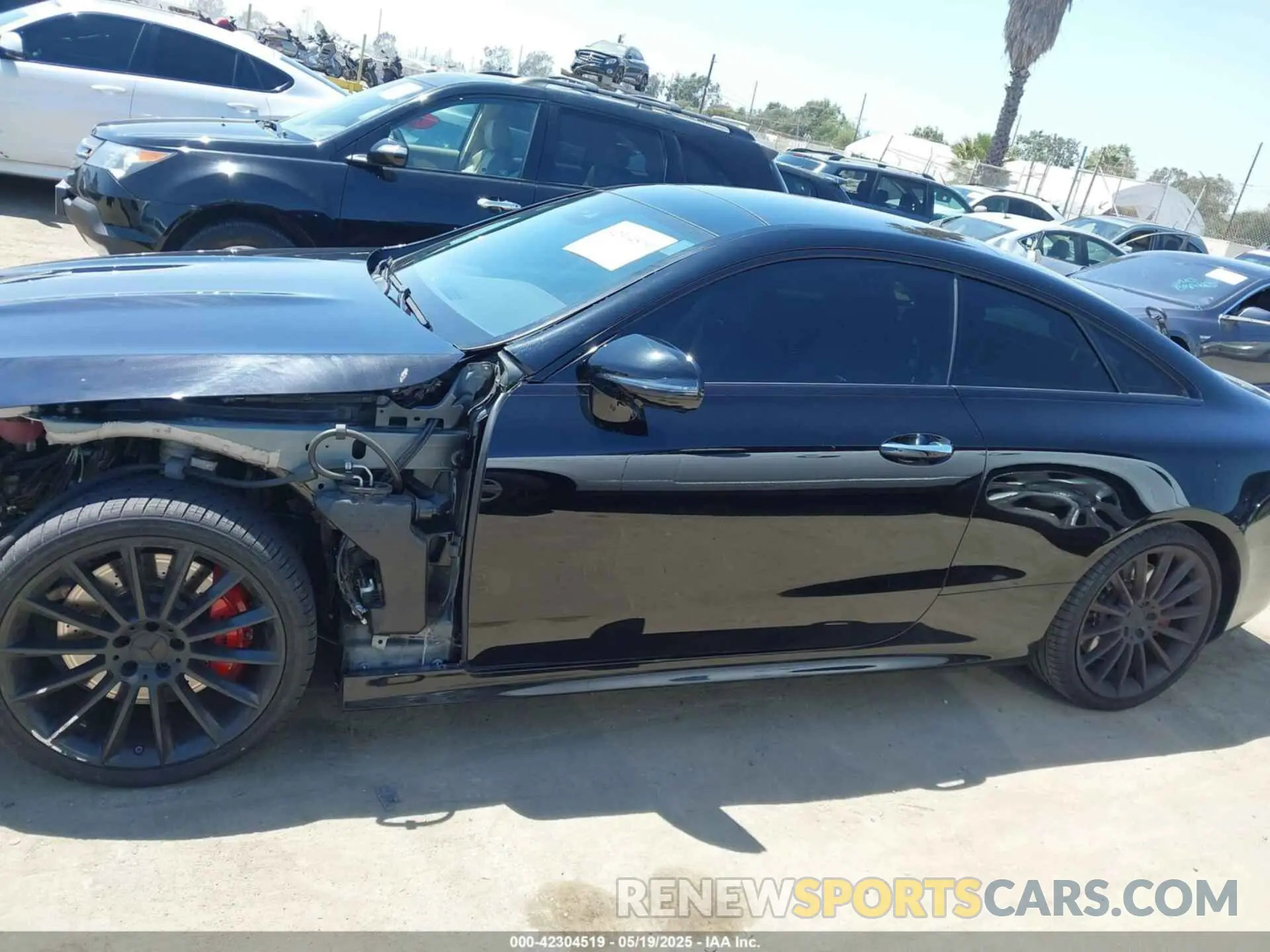 15 Photograph of a damaged car W1K1J6BBXLF137408 MERCEDES-BENZ AMG E 53 2020