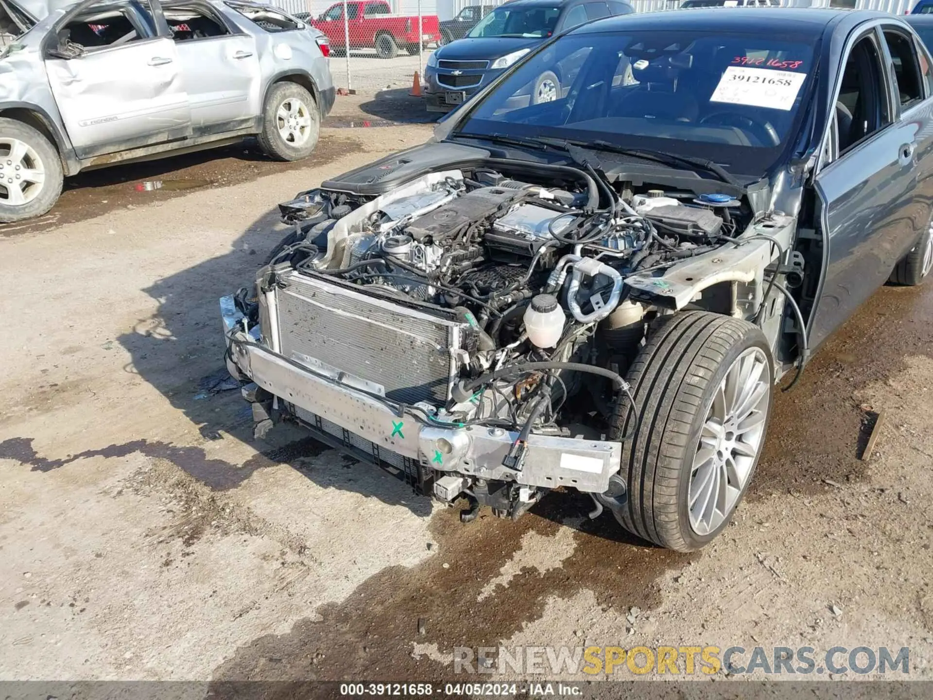 6 Photograph of a damaged car W1KZF6BB7MA933004 MERCEDES-BENZ AMG E 53 2021