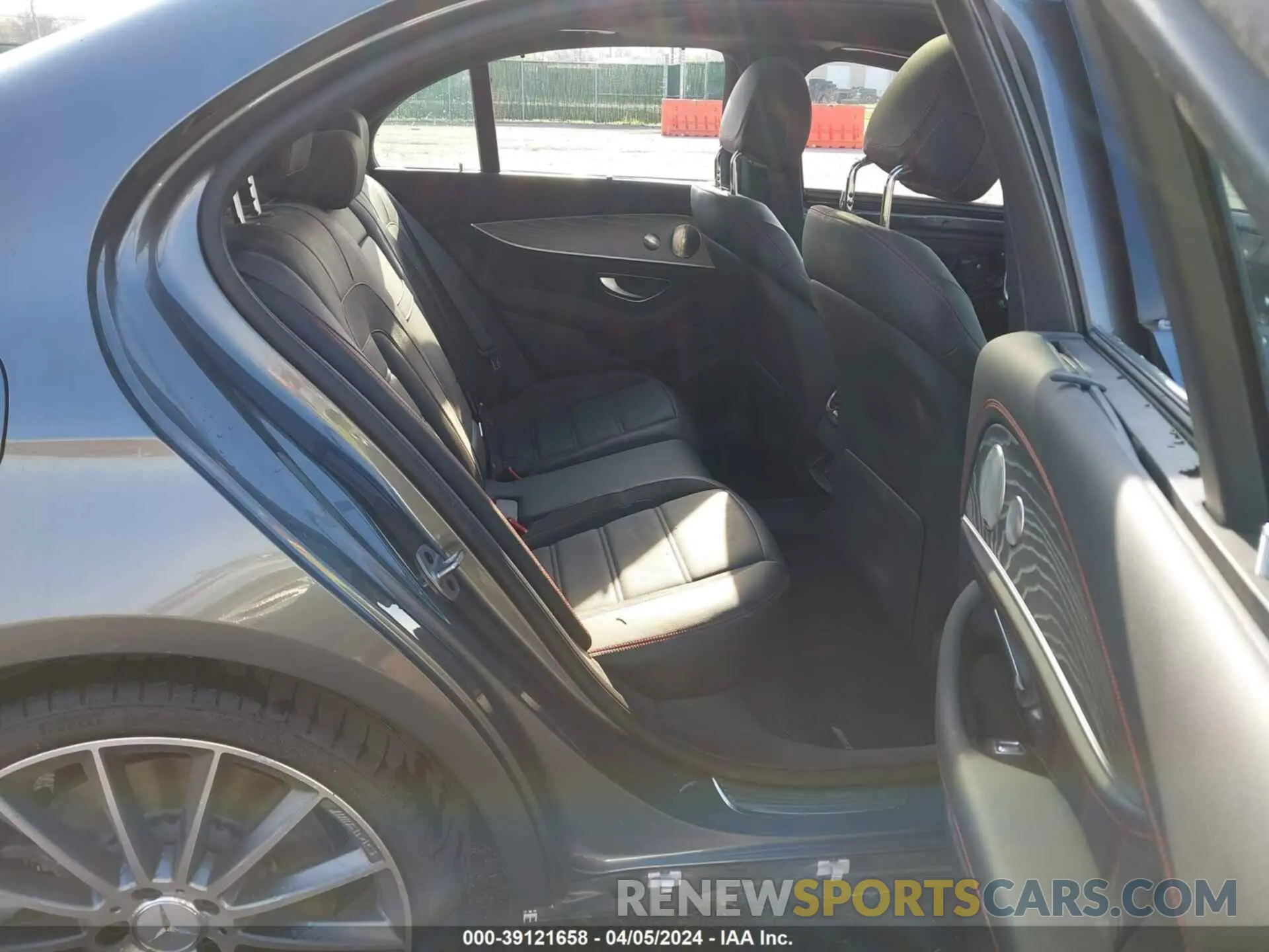 8 Photograph of a damaged car W1KZF6BB7MA933004 MERCEDES-BENZ AMG E 53 2021