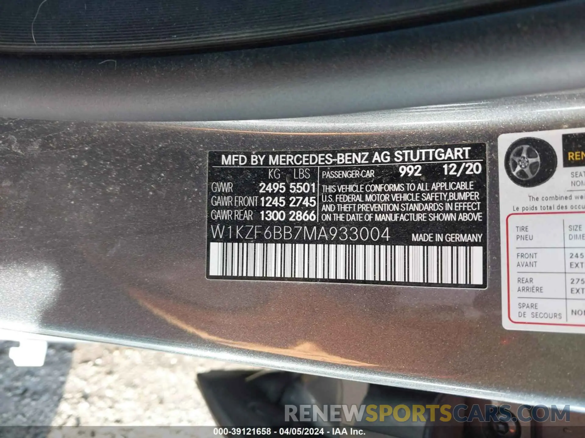 9 Photograph of a damaged car W1KZF6BB7MA933004 MERCEDES-BENZ AMG E 53 2021