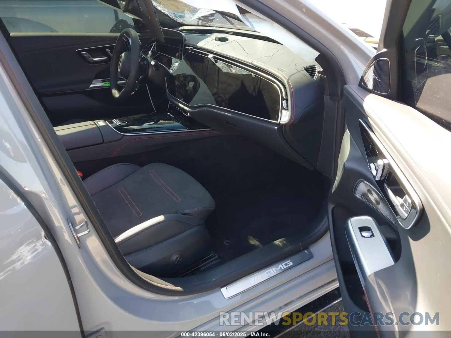 5 Photograph of a damaged car W1KLF6DB4SA150657 MERCEDES-BENZ AMG E 53 E 2025