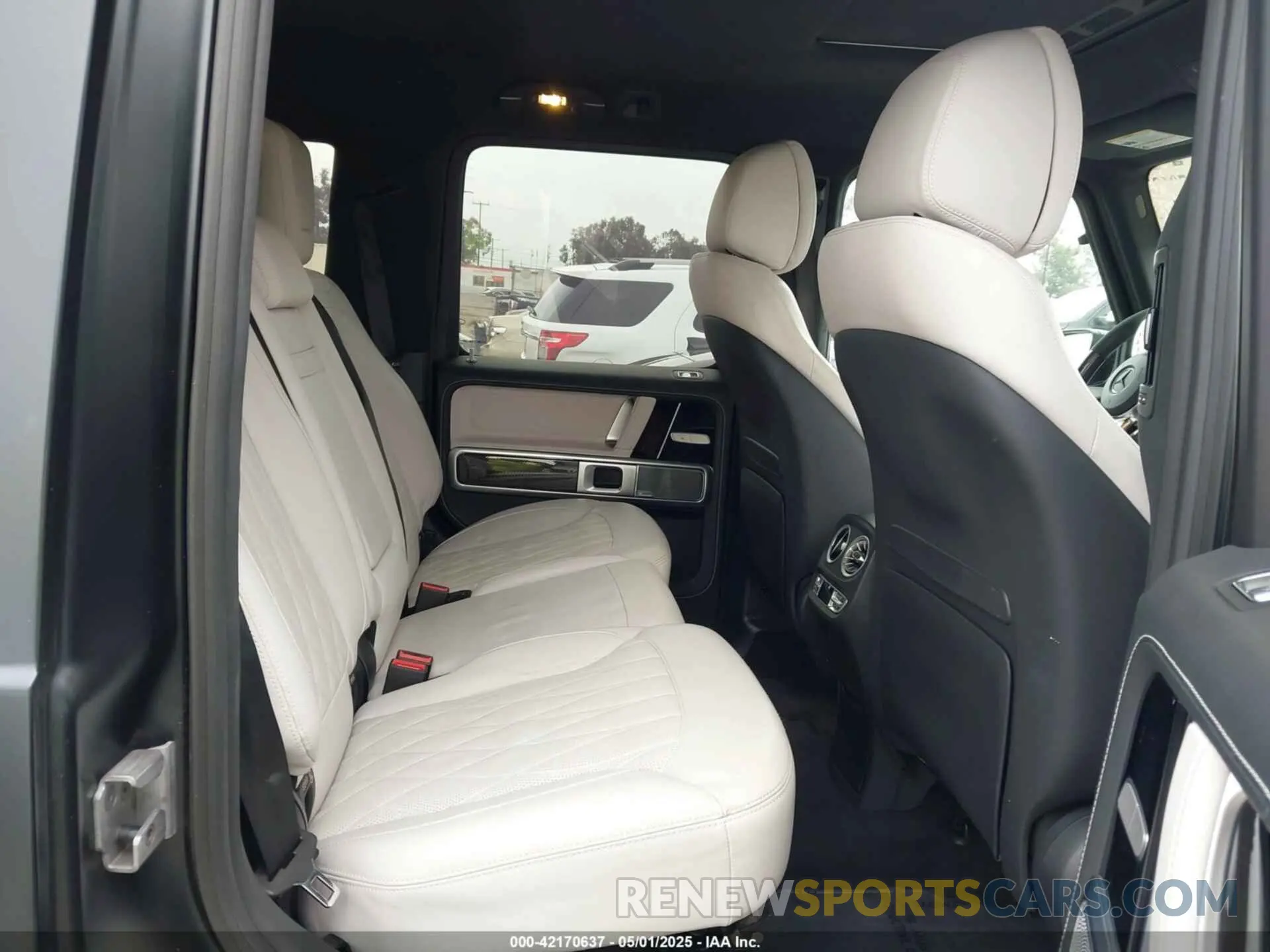 8 Photograph of a damaged car W1NYC7HJ2MX423006 MERCEDES-BENZ AMG G 63 2021
