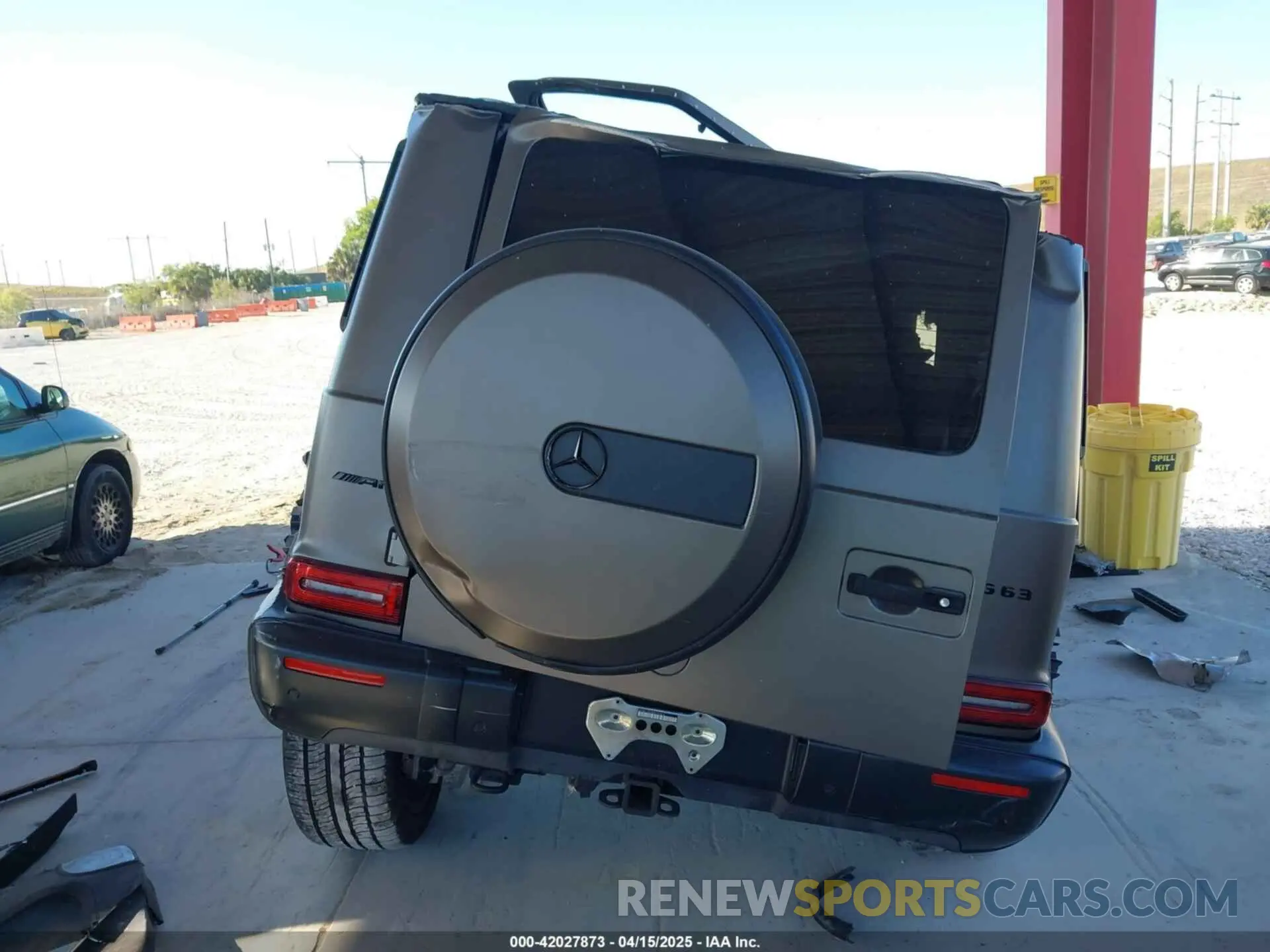 17 Photograph of a damaged car W1NYC7HJ4MX392812 MERCEDES-BENZ AMG G 63 2021