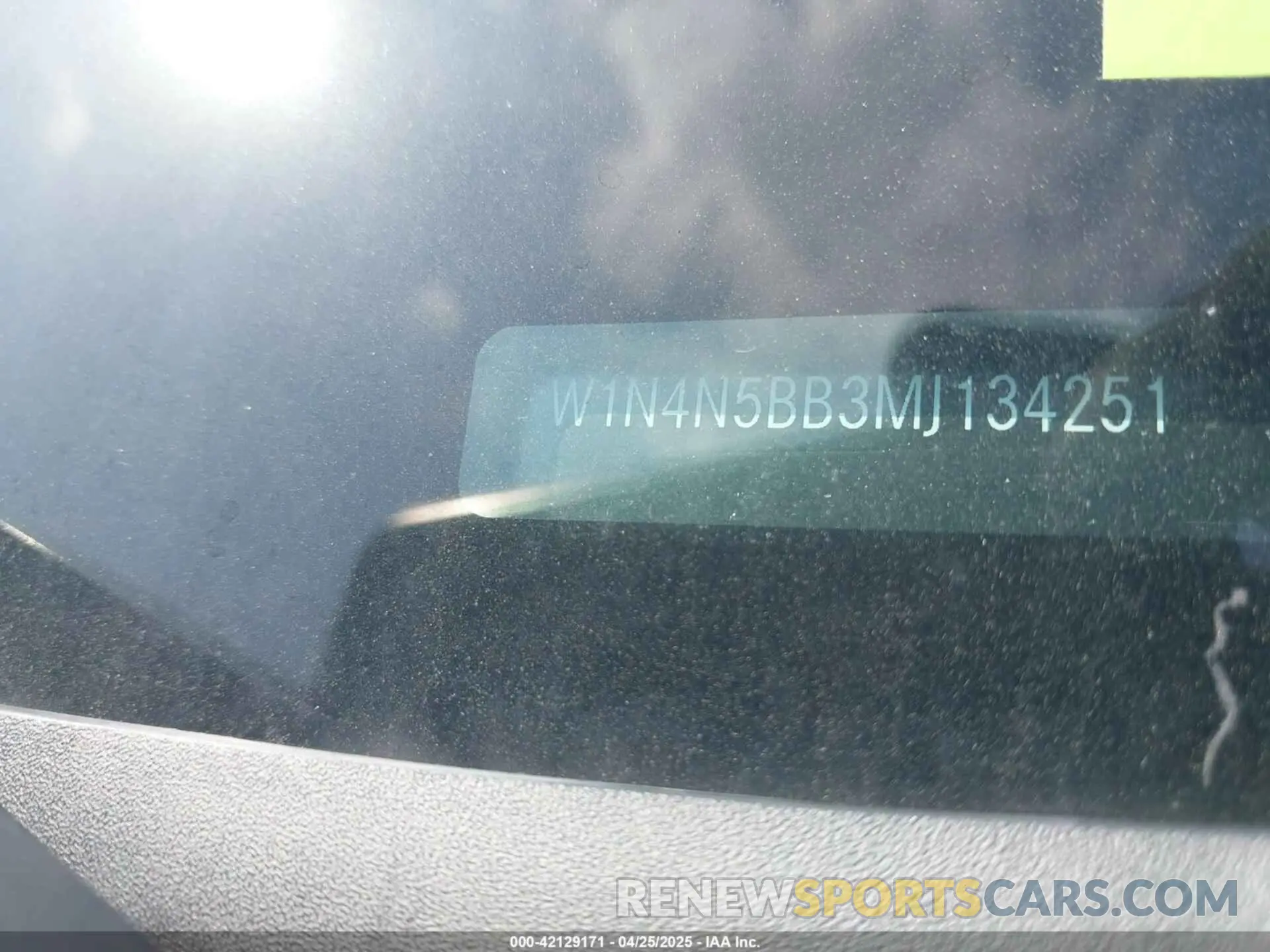 9 Photograph of a damaged car W1N4N5BB3MJ134251 MERCEDES-BENZ AMG GLA 35 2021