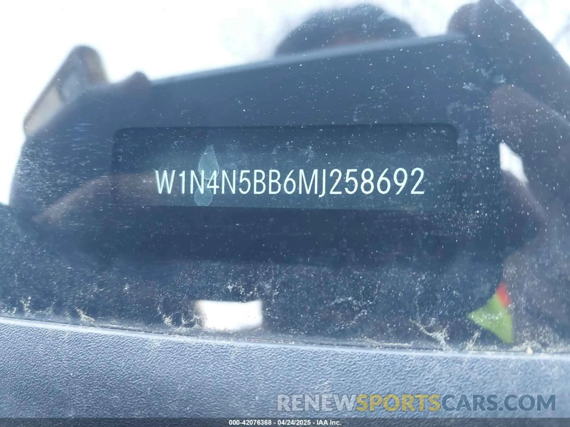 17 Photograph of a damaged car W1N4N5BB6MJ258692 MERCEDES-BENZ AMG GLA 35 2021
