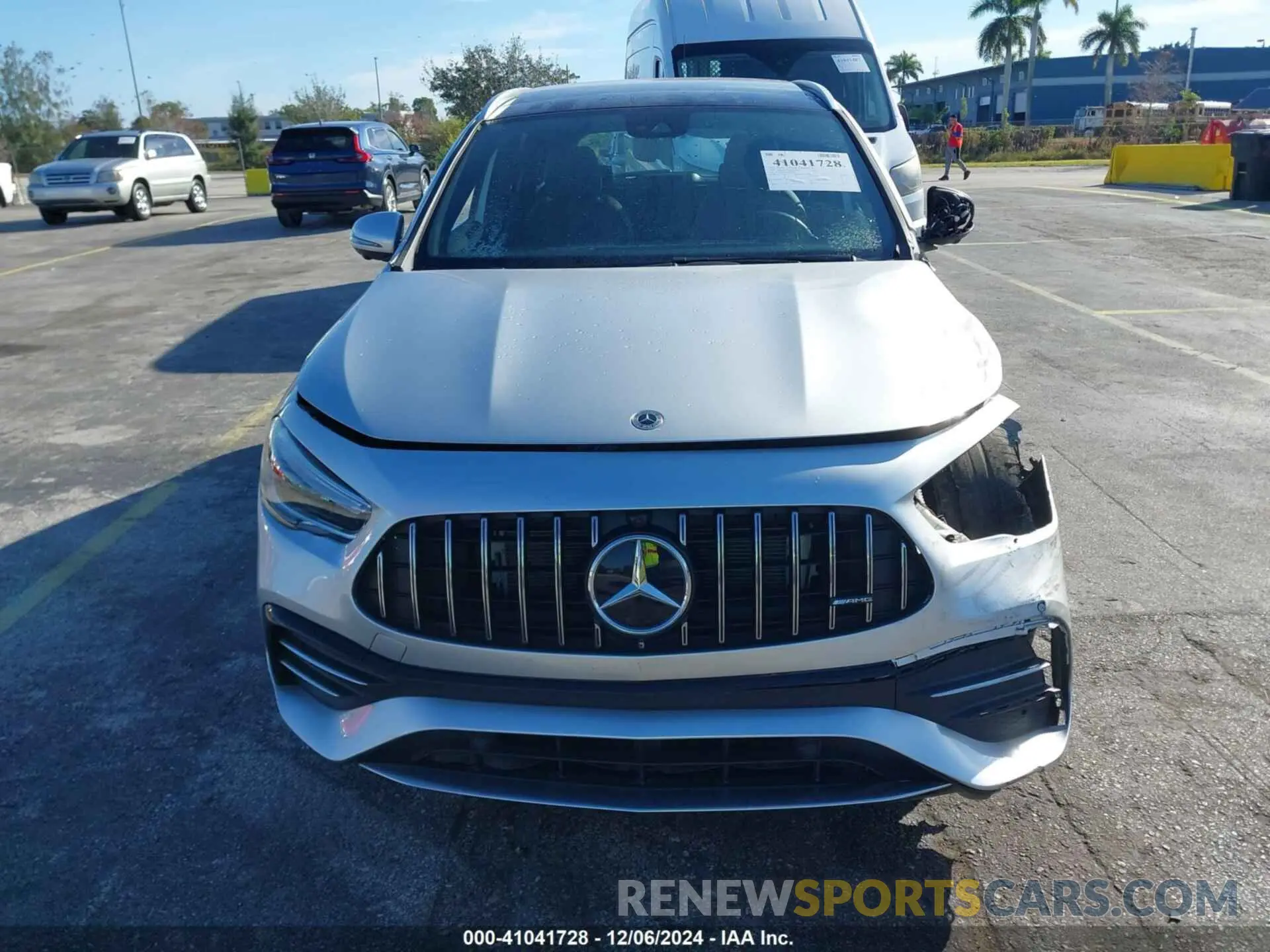 12 Photograph of a damaged car W1N4N5BB1NJ408337 MERCEDES-BENZ AMG GLA 35 2022