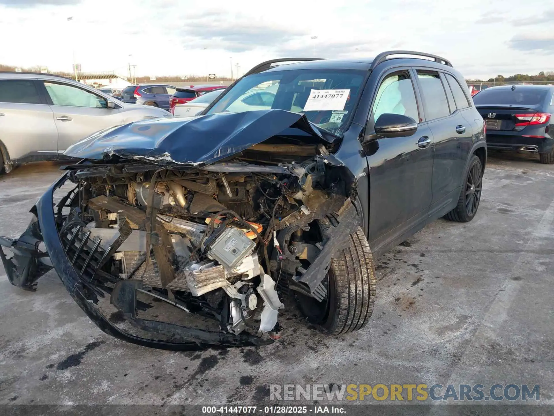 2 Photograph of a damaged car W1N4M5BB4MW082439 MERCEDES-BENZ AMG GLB 35 2021