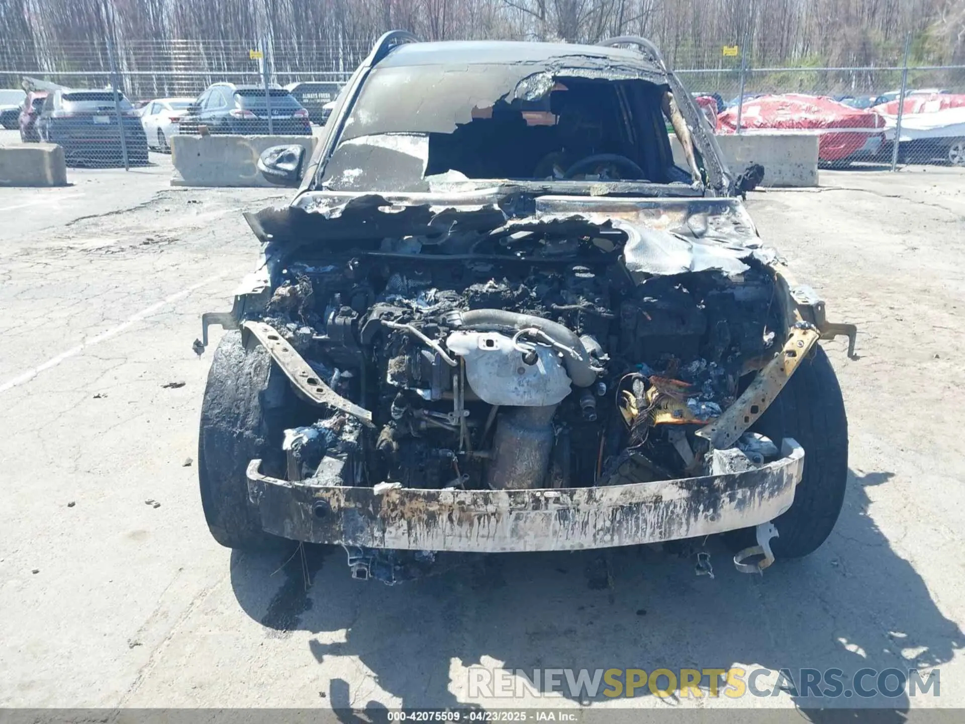 12 Photograph of a damaged car W1N4M5BB1NW172956 MERCEDES-BENZ AMG GLB 35 2022