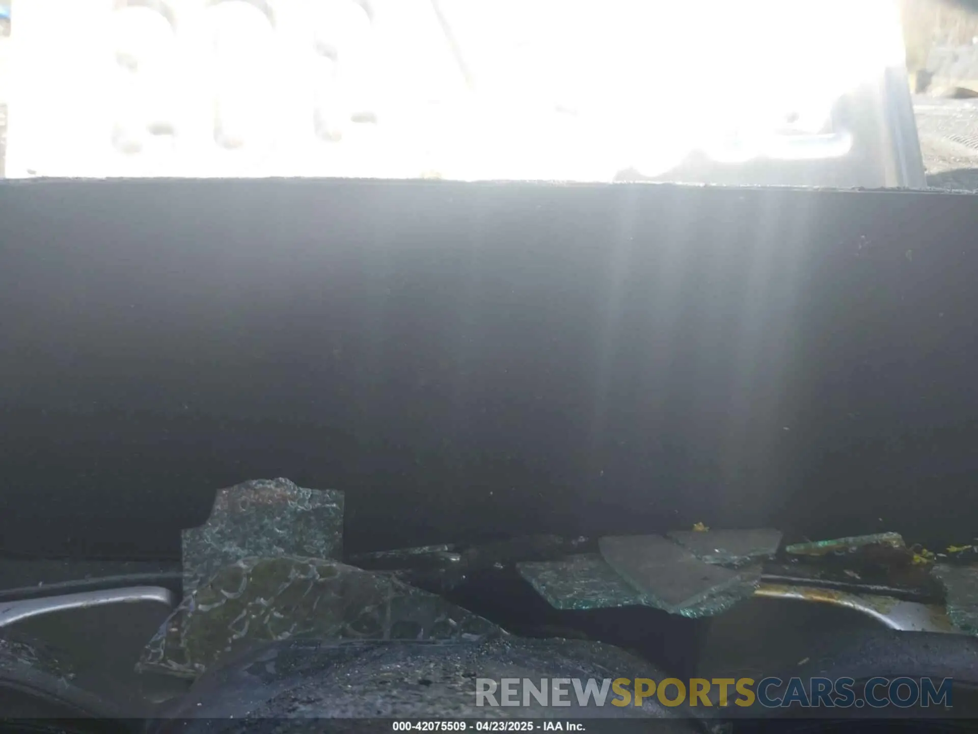 7 Photograph of a damaged car W1N4M5BB1NW172956 MERCEDES-BENZ AMG GLB 35 2022