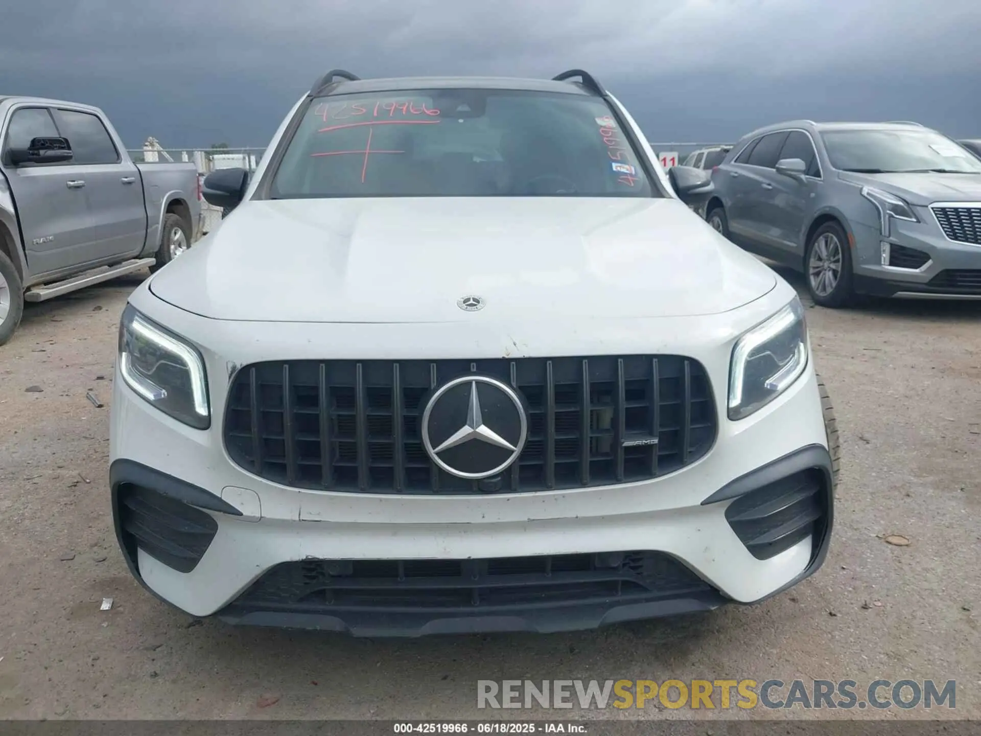 13 Фотография поврежденного автомобиля W1N4M5BB4NW232809 MERCEDES-BENZ AMG GLB 35 2022