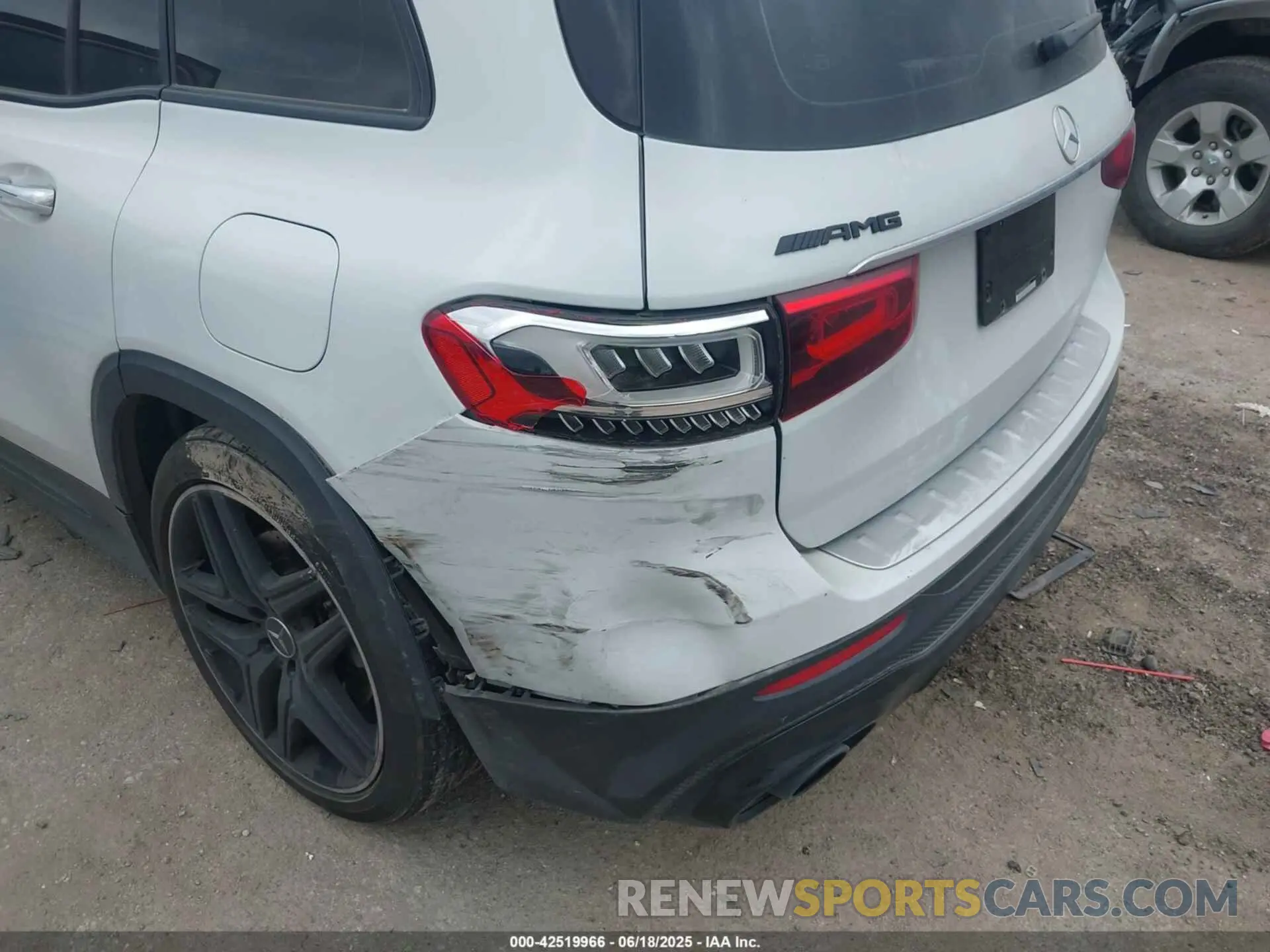 6 Фотография поврежденного автомобиля W1N4M5BB4NW232809 MERCEDES-BENZ AMG GLB 35 2022
