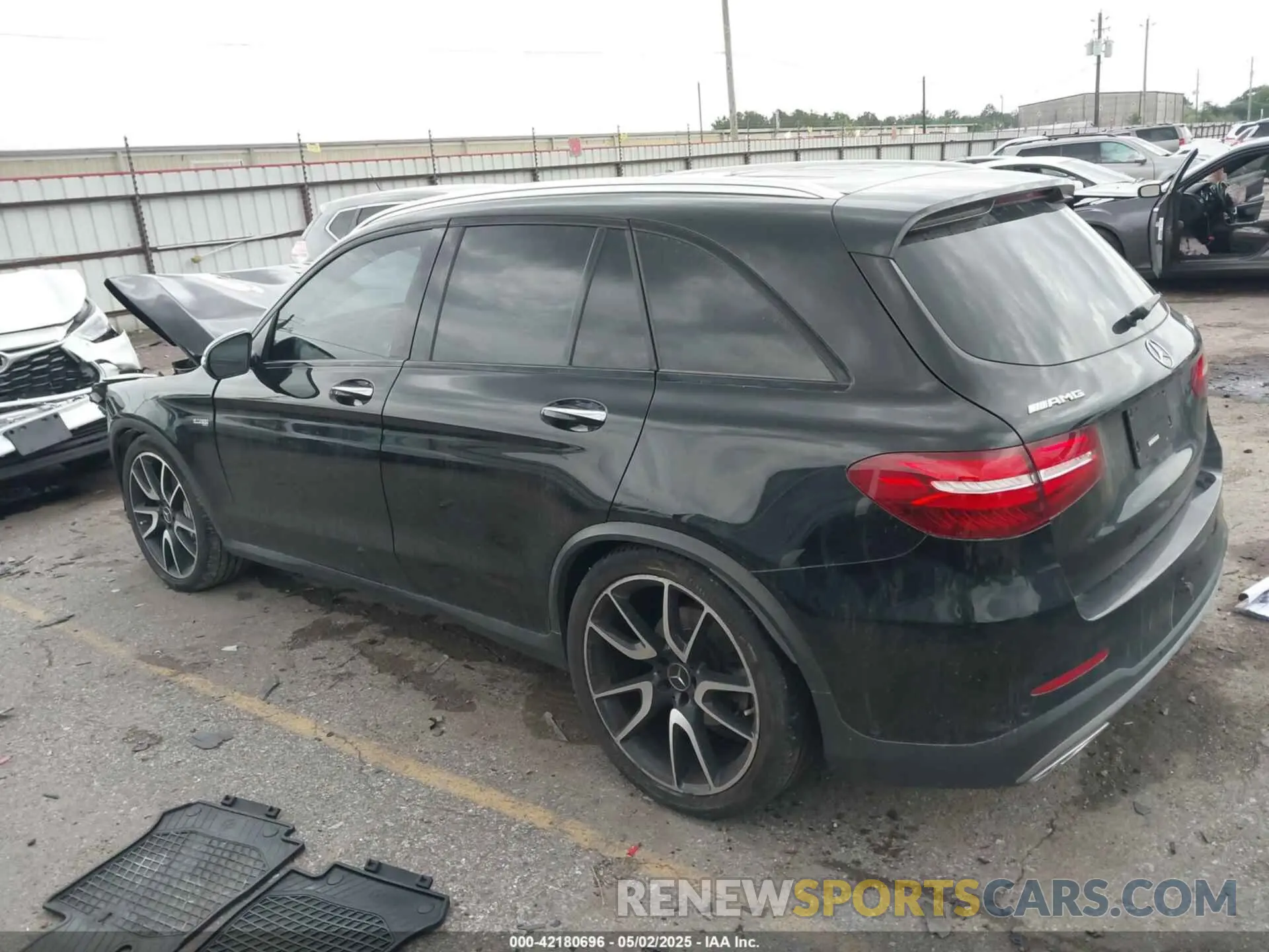 3 Фотография поврежденного автомобиля WDC0G6EB9KF660203 MERCEDES-BENZ AMG GLC 43 2019