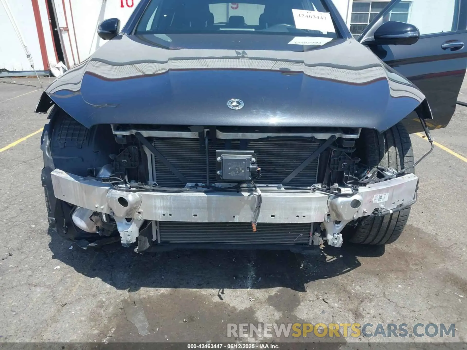 6 Photograph of a damaged car W1N0G6EB2MF949702 MERCEDES-BENZ AMG GLC 43 2021