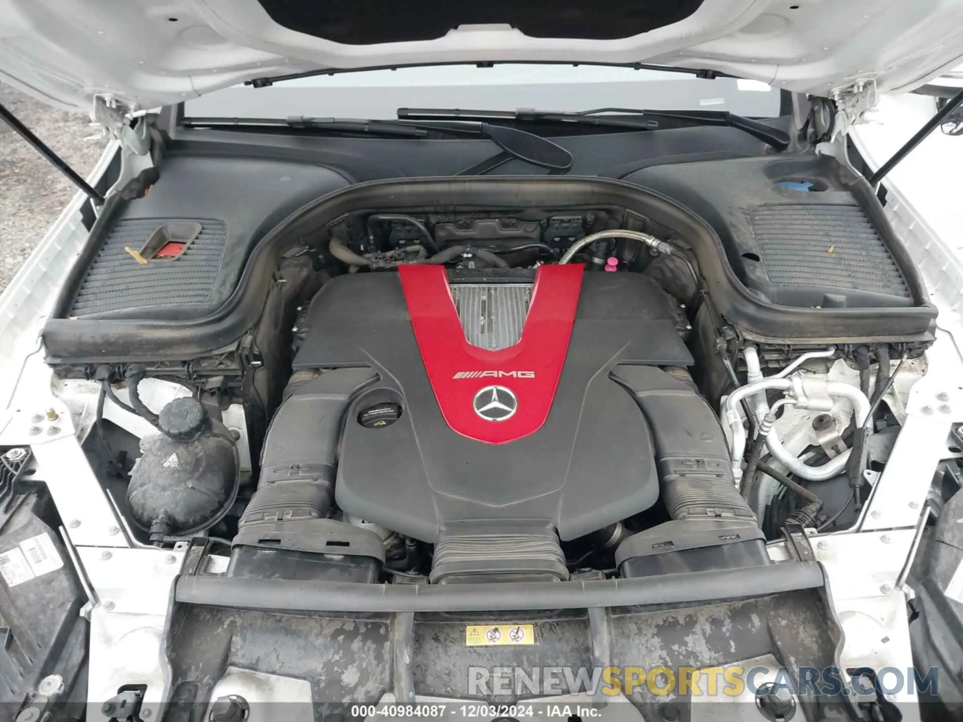 10 Photograph of a damaged car W1N0G6EB5MF952884 MERCEDES-BENZ AMG GLC 43 2021