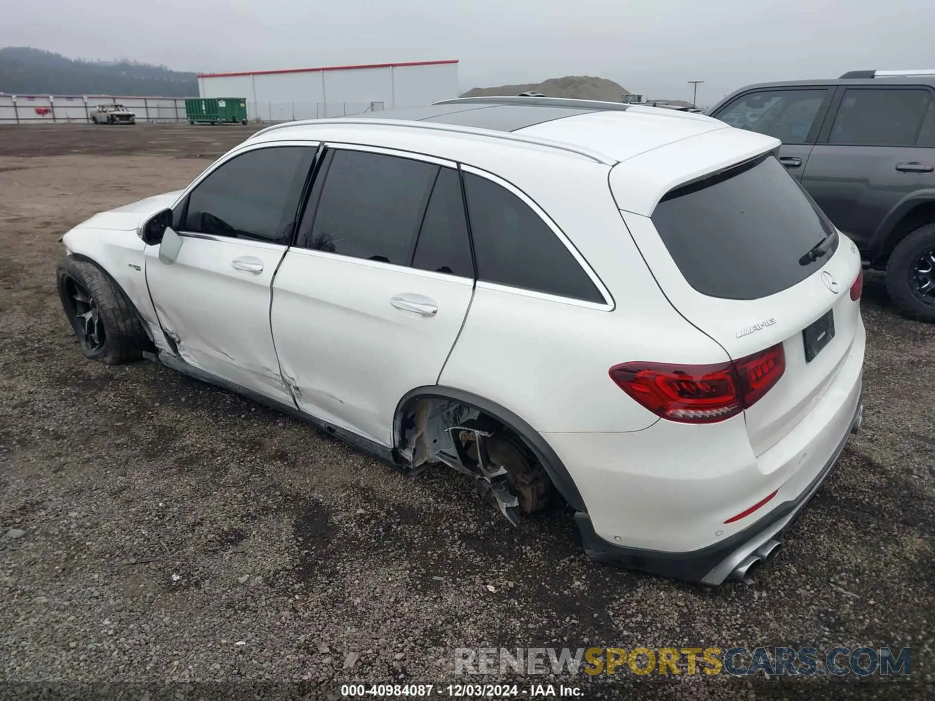 3 Photograph of a damaged car W1N0G6EB5MF952884 MERCEDES-BENZ AMG GLC 43 2021