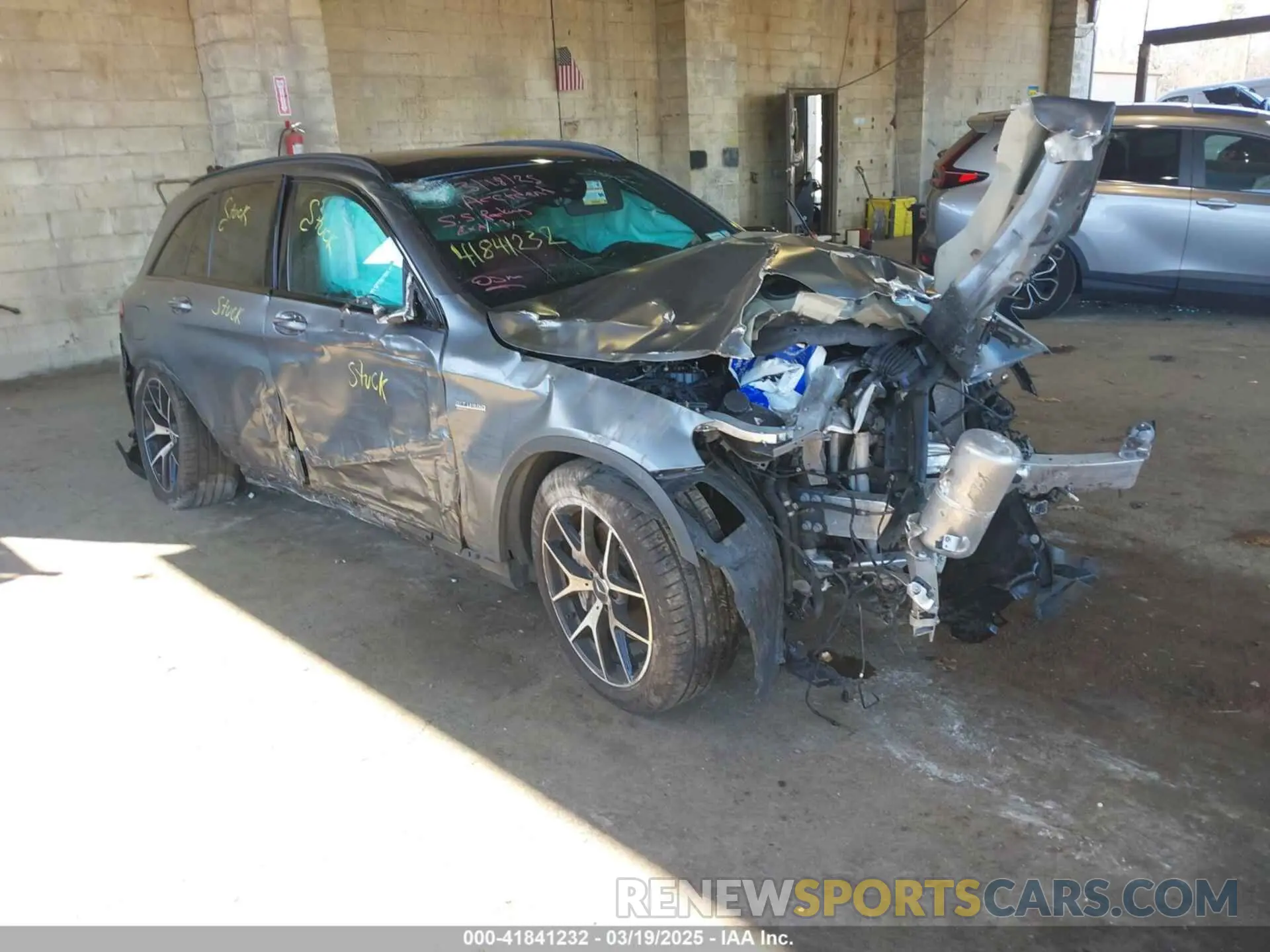 1 Photograph of a damaged car W1N0G6EB7NG023601 MERCEDES-BENZ AMG GLC 43 2022