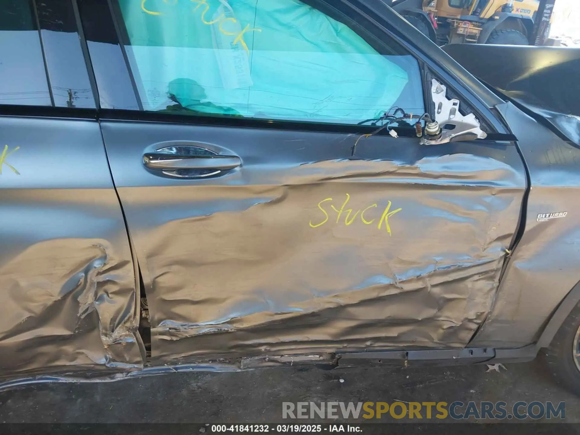 5 Photograph of a damaged car W1N0G6EB7NG023601 MERCEDES-BENZ AMG GLC 43 2022