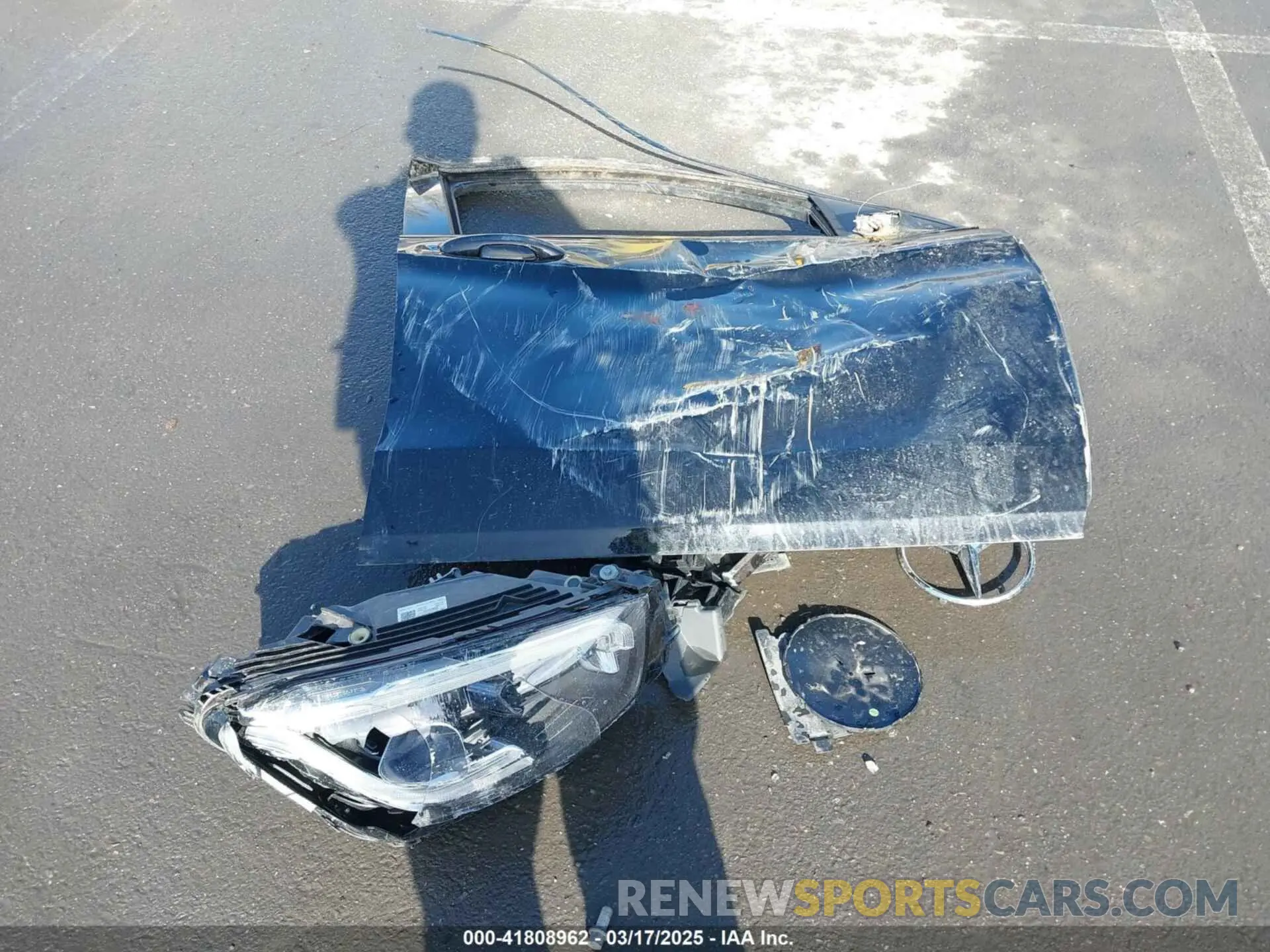 12 Photograph of a damaged car W1N0G6EB7NV329970 MERCEDES-BENZ AMG GLC 43 2022