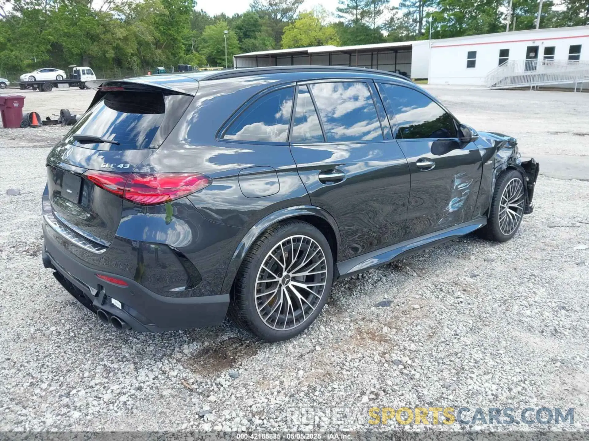 4 Фотография поврежденного автомобиля W1NKM8HB8RF208857 MERCEDES-BENZ AMG GLC 43 2024