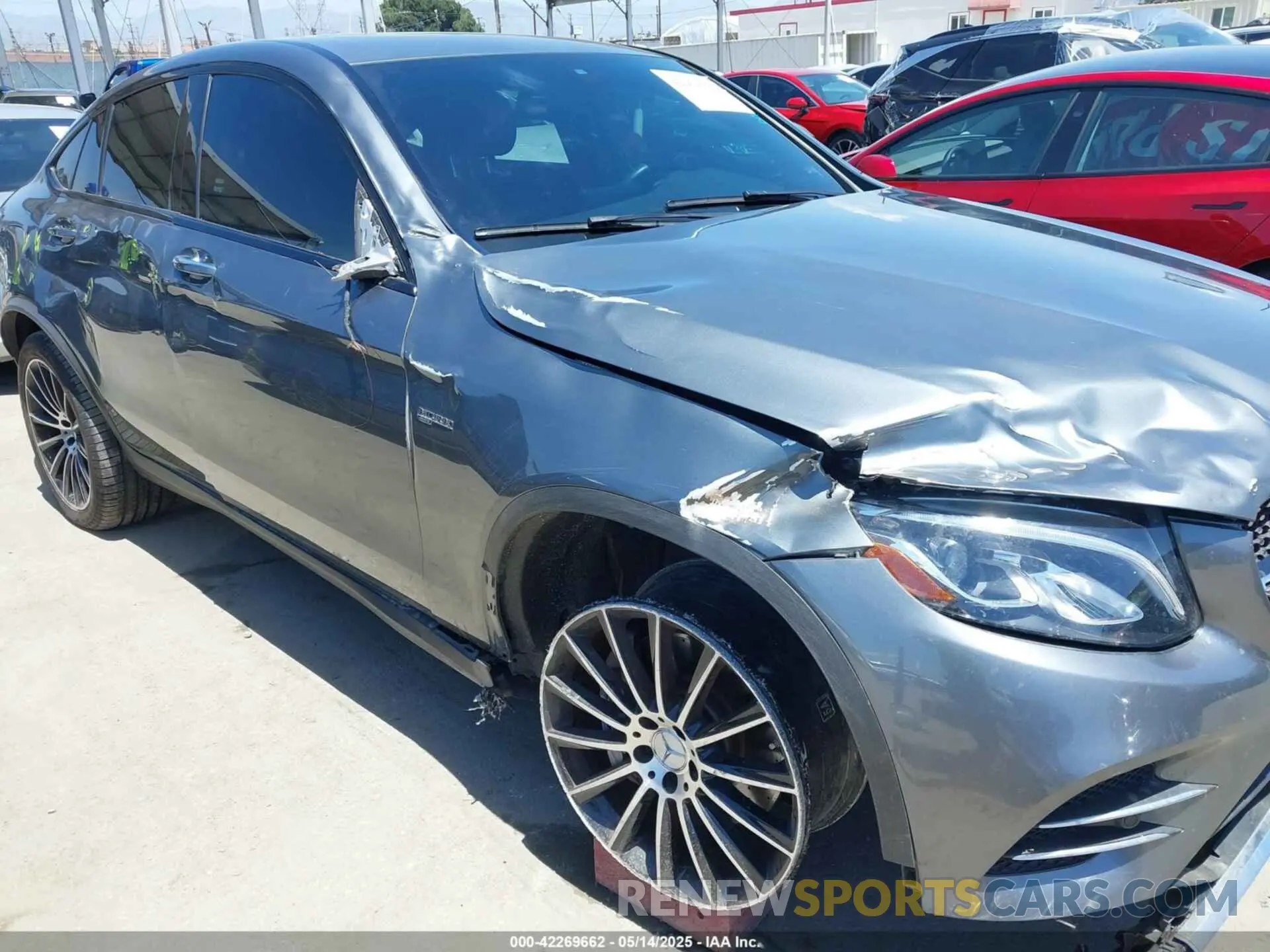 17 Photograph of a damaged car WDC0J6EBXKF596349 MERCEDES-BENZ AMG GLC 43 COUPE 2019