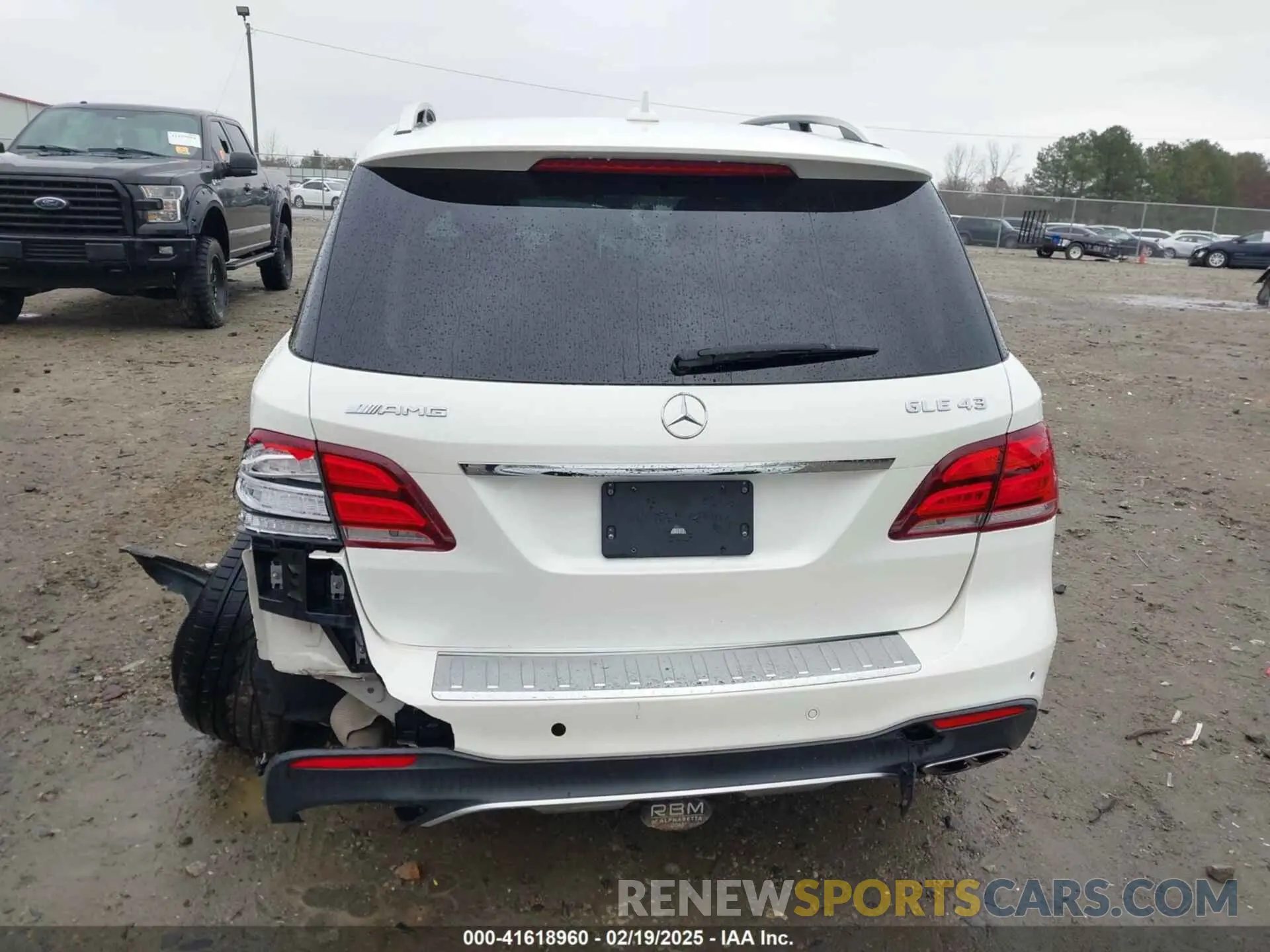 16 Фотография поврежденного автомобиля 4JGDA6EB9KB183476 MERCEDES-BENZ AMG GLE 43 2019