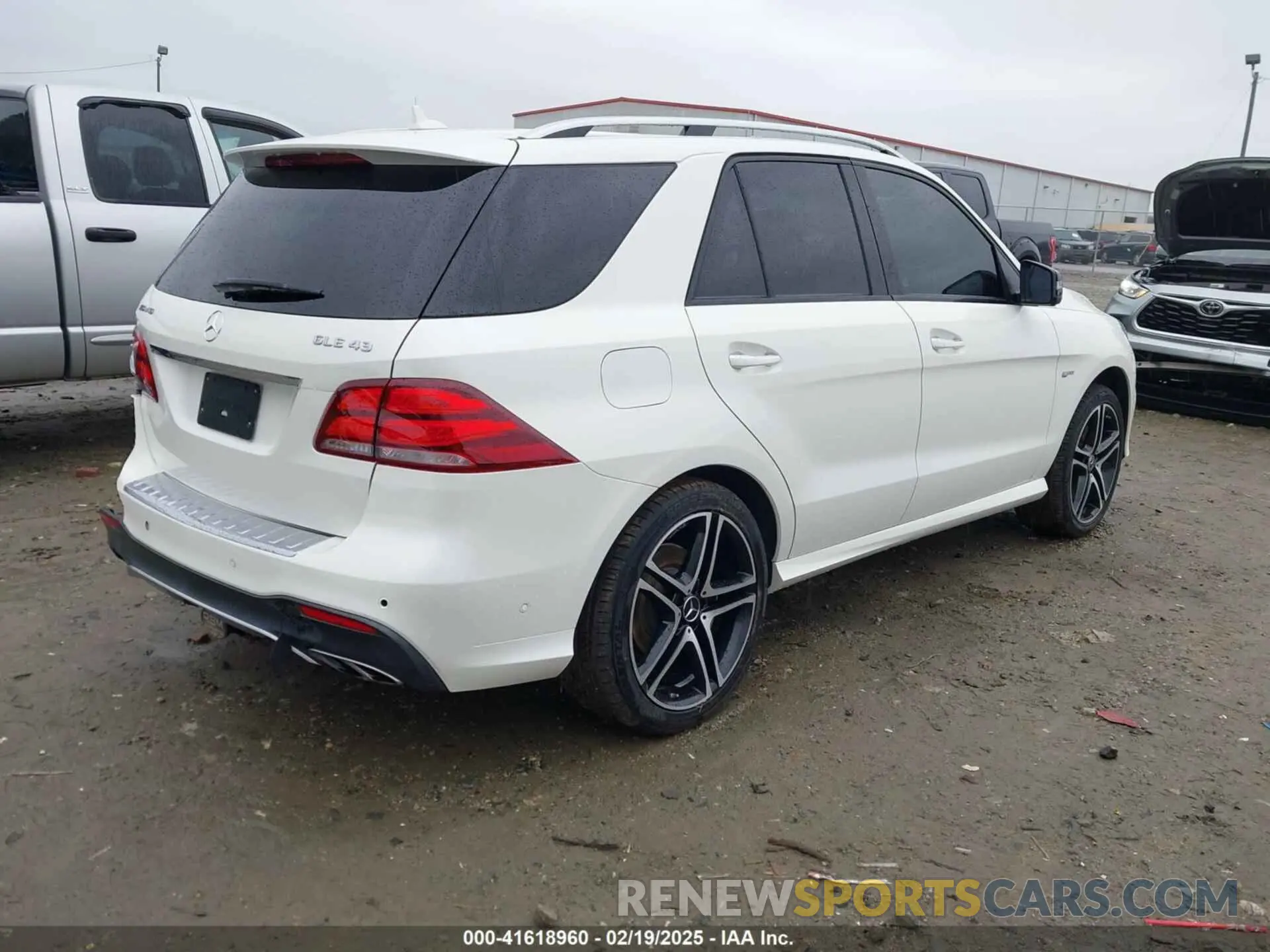4 Фотография поврежденного автомобиля 4JGDA6EB9KB183476 MERCEDES-BENZ AMG GLE 43 2019