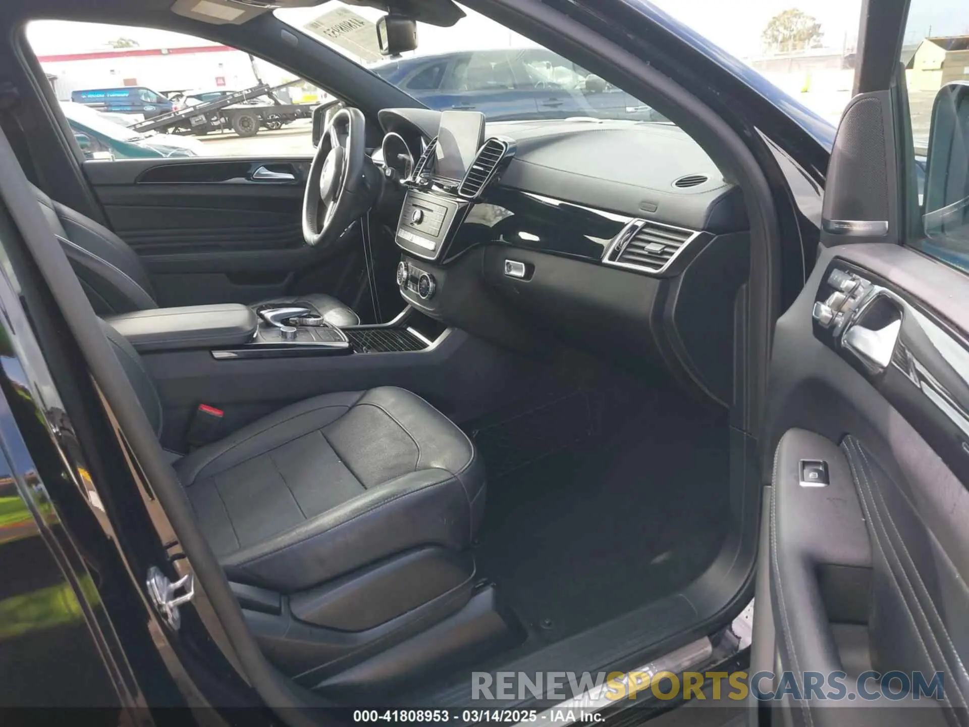 5 Photograph of a damaged car 4JGED6EB6KA138562 MERCEDES-BENZ AMG GLE 43 COUPE 2019