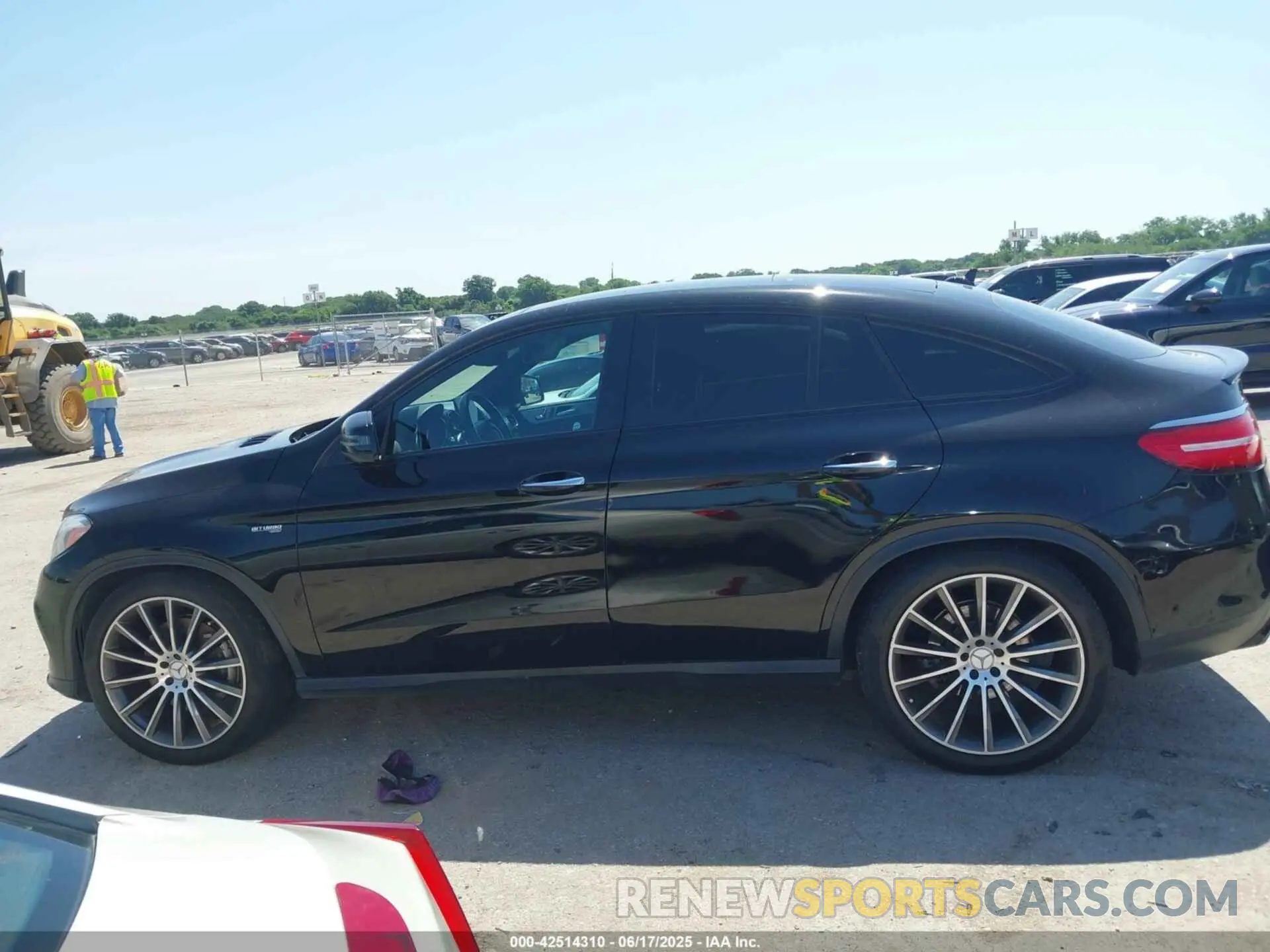 14 Photograph of a damaged car 4JGED6EB7KA134004 MERCEDES-BENZ AMG GLE 43 COUPE 2019
