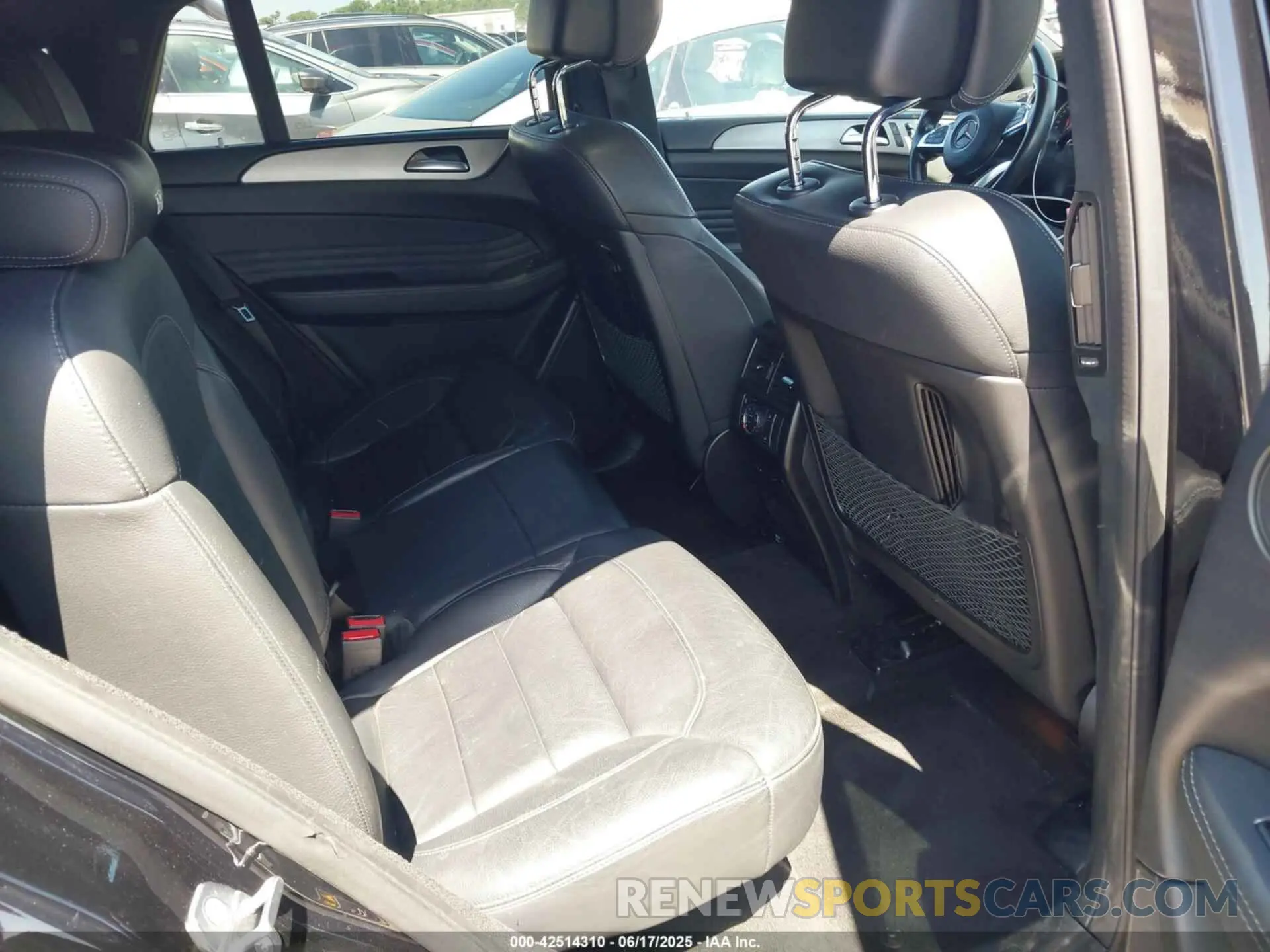 8 Photograph of a damaged car 4JGED6EB7KA134004 MERCEDES-BENZ AMG GLE 43 COUPE 2019