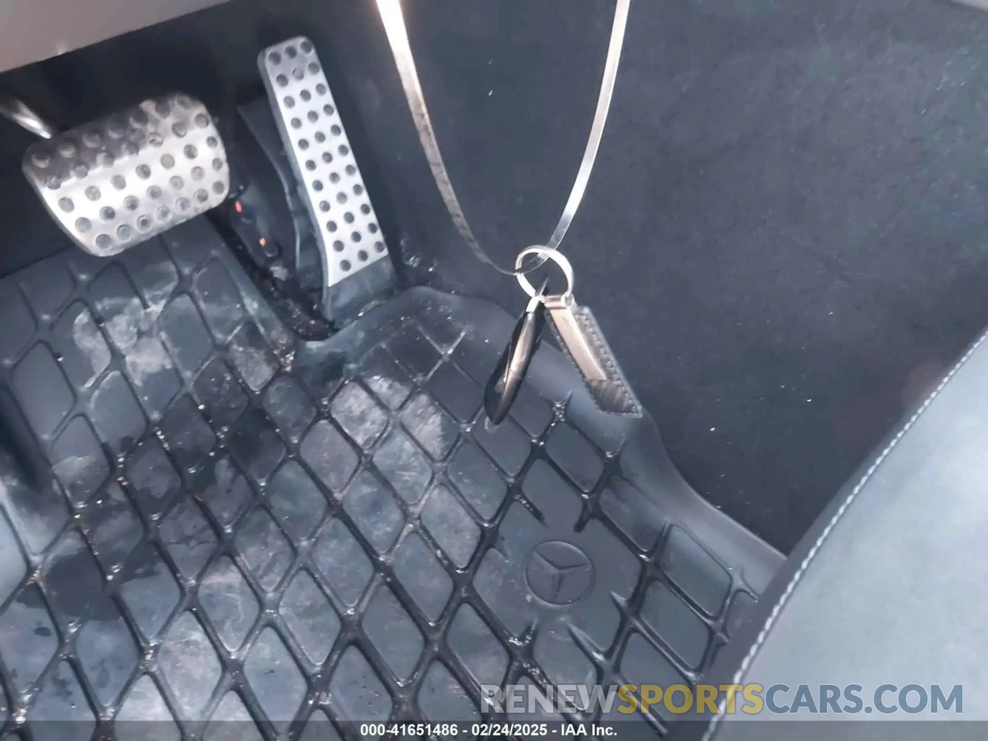 11 Photograph of a damaged car 4JGFB6BB0MA262697 MERCEDES-BENZ AMG GLE 53 2021