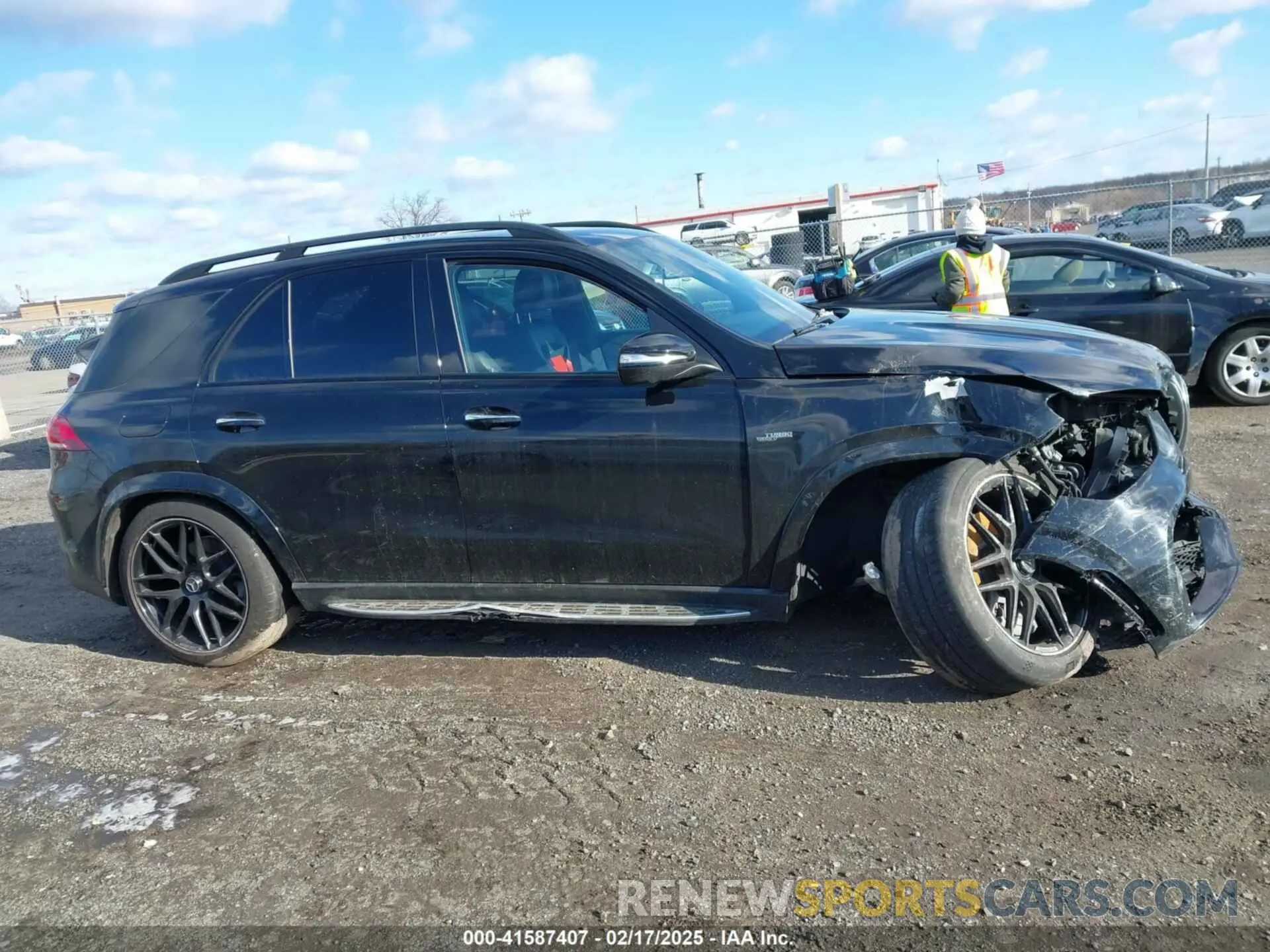 12 Photograph of a damaged car 4JGFB6BB8MA302153 MERCEDES-BENZ AMG GLE 53 2021