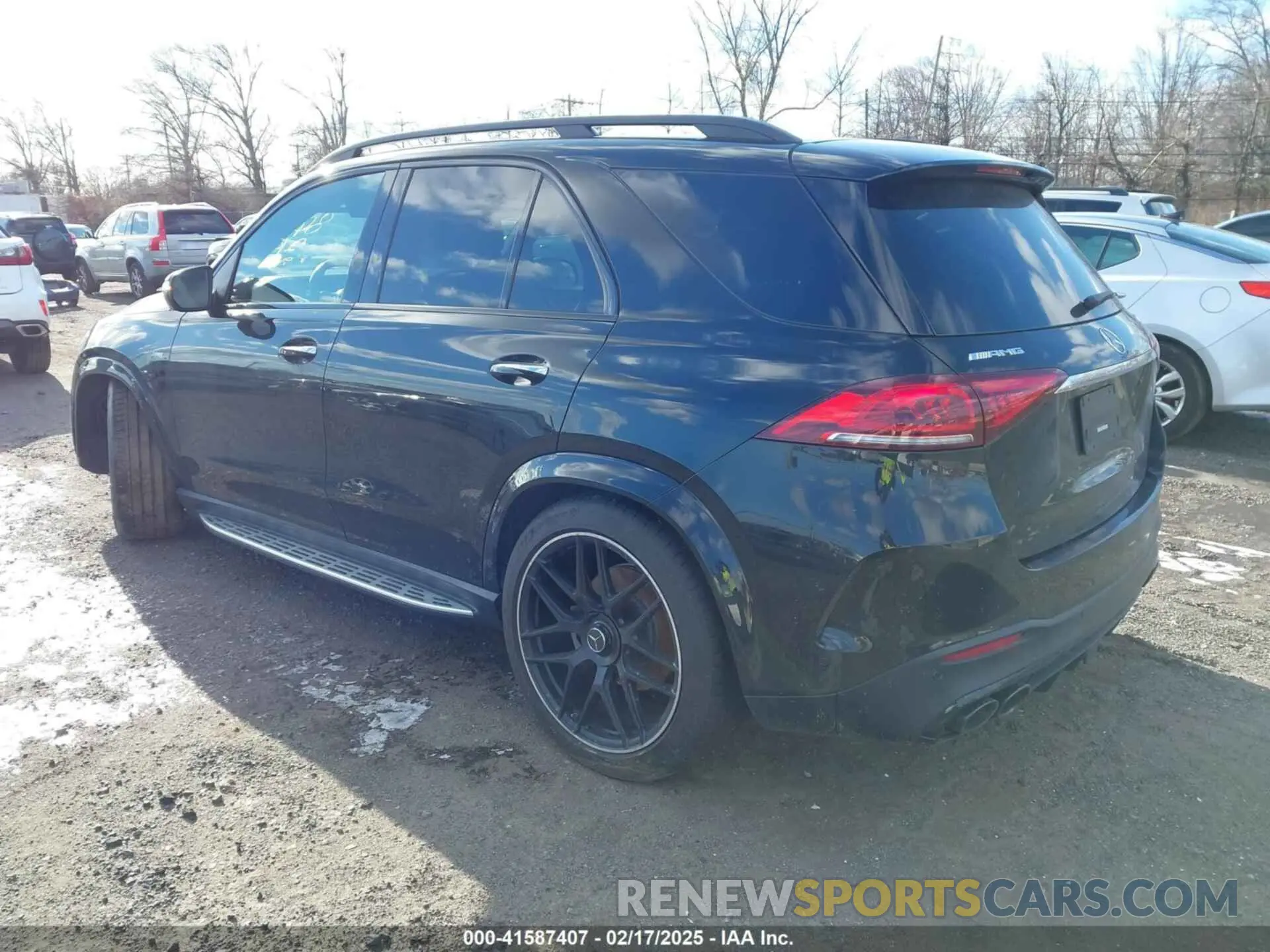 3 Photograph of a damaged car 4JGFB6BB8MA302153 MERCEDES-BENZ AMG GLE 53 2021