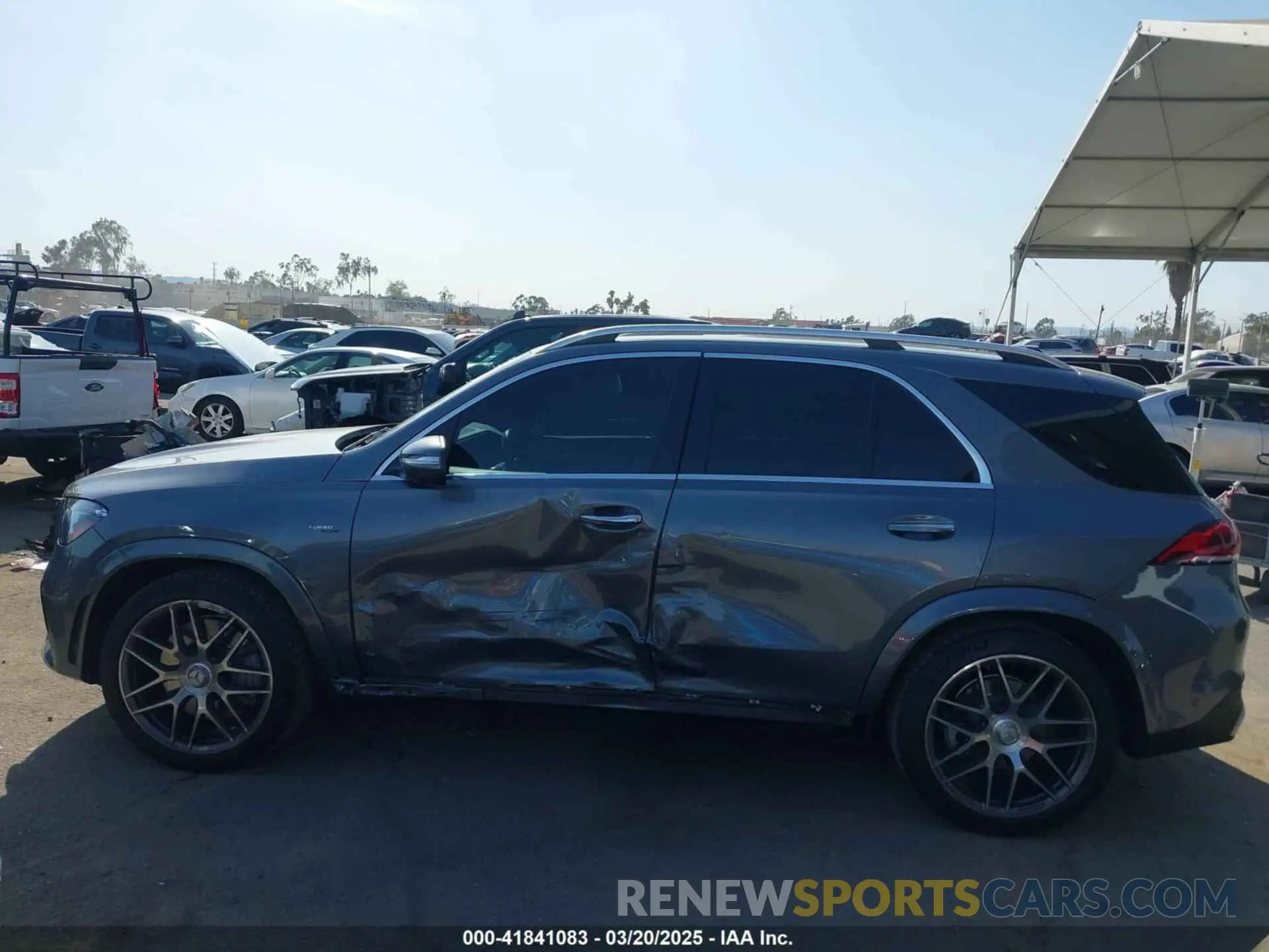 15 Photograph of a damaged car 4JGFB6BB6NA667111 MERCEDES-BENZ AMG GLE 53 2022