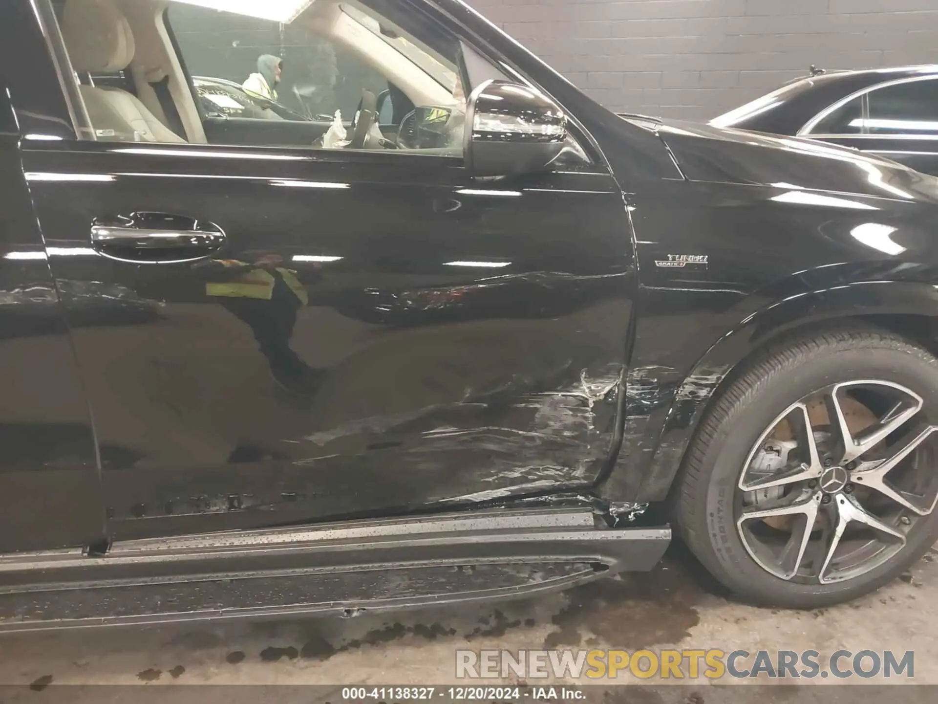 6 Photograph of a damaged car 4JGFB6BB2PA847849 MERCEDES-BENZ AMG GLE 53 2023